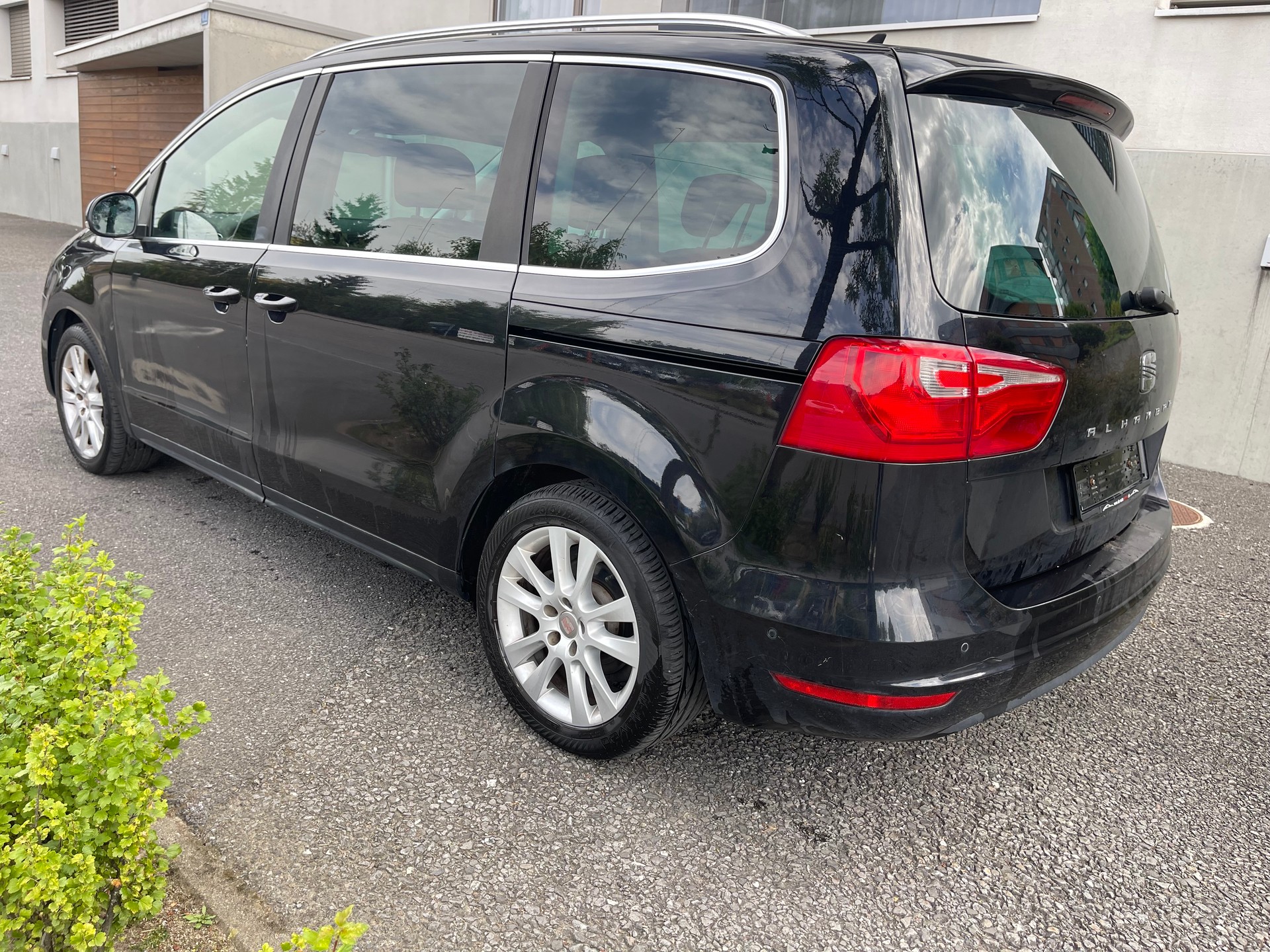 SEAT Alhambra 2.0 TDI Style Viva-image-7
