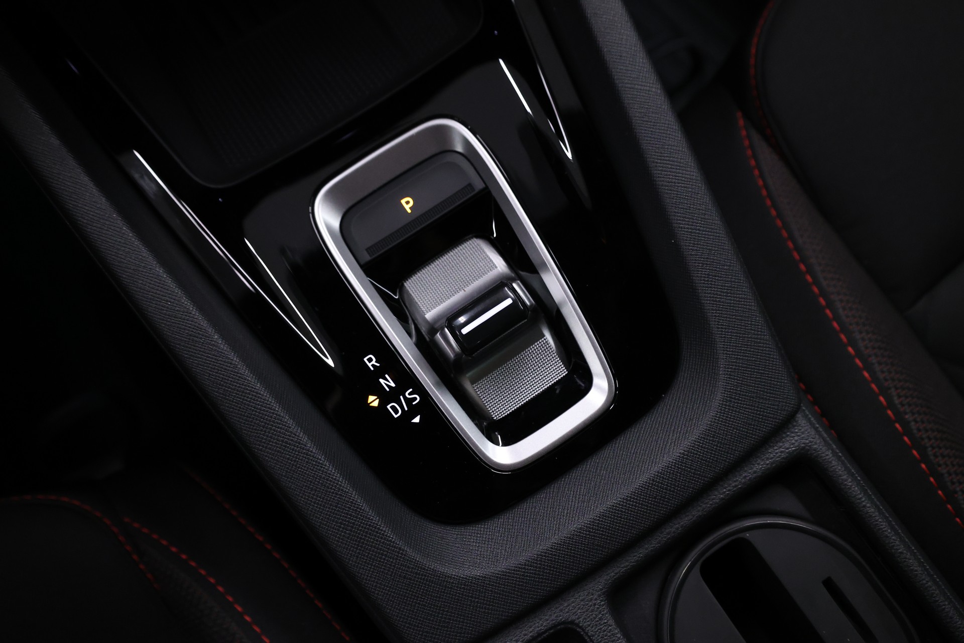 SKODA Octavia Limousine 2.0 TSI RS DSG-image-17
