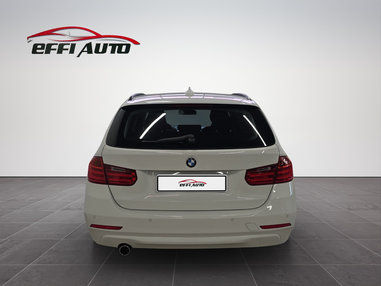 BMW 320i Touring Sport Line Steptronic-image-3
