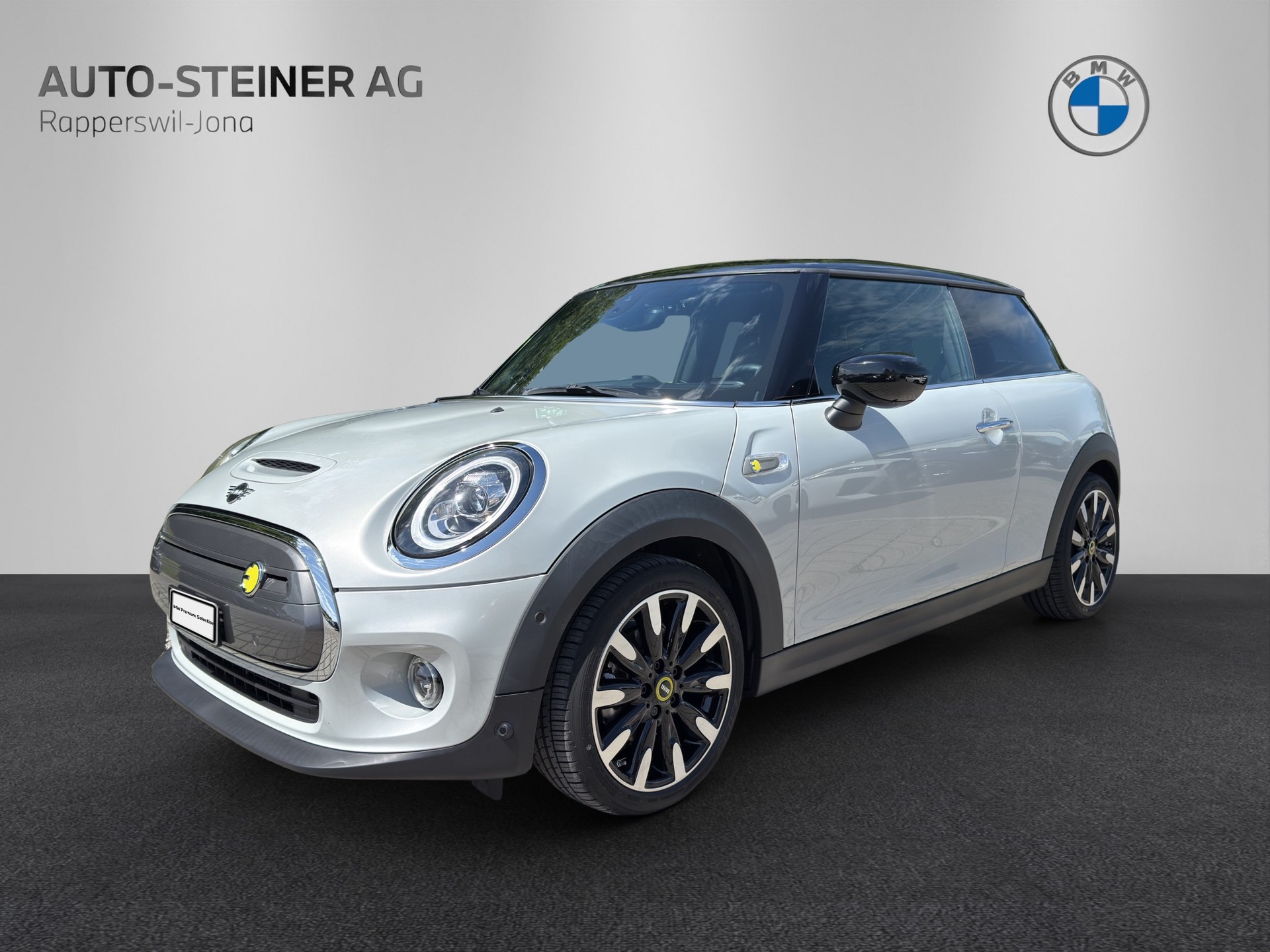 MINI F56 Cooper SE-image-0