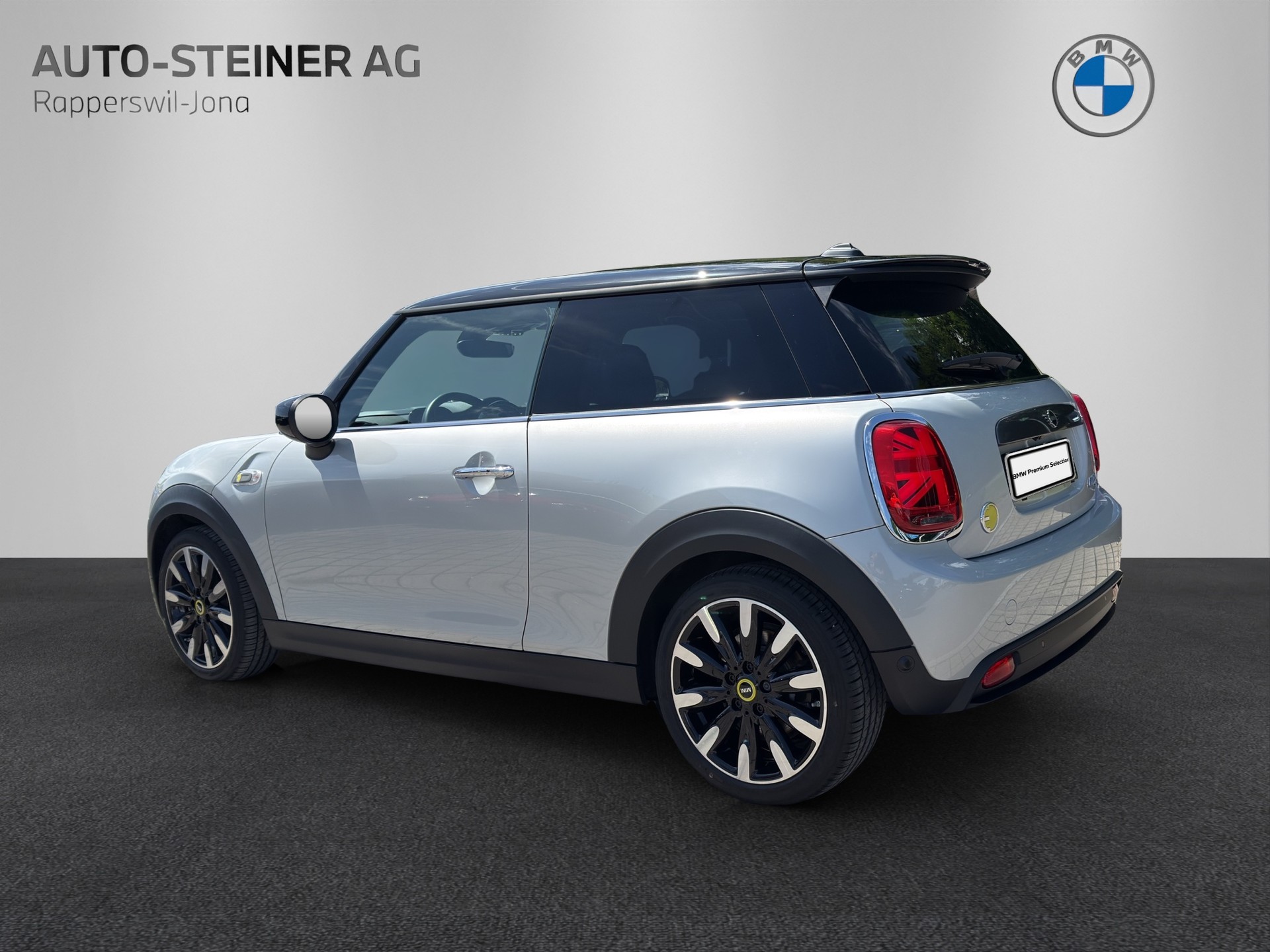 MINI F56 Cooper SE-image-2
