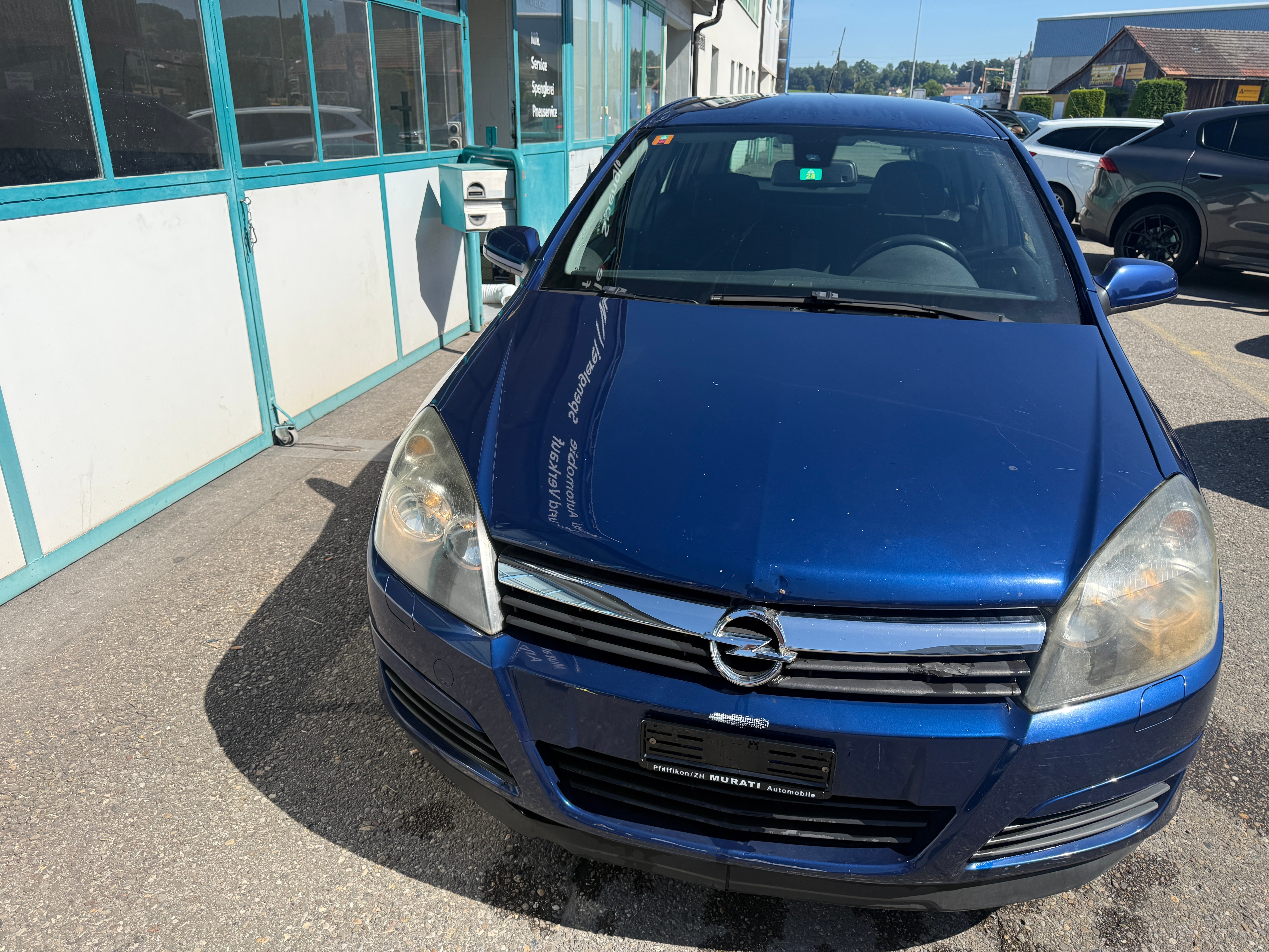 Car photo