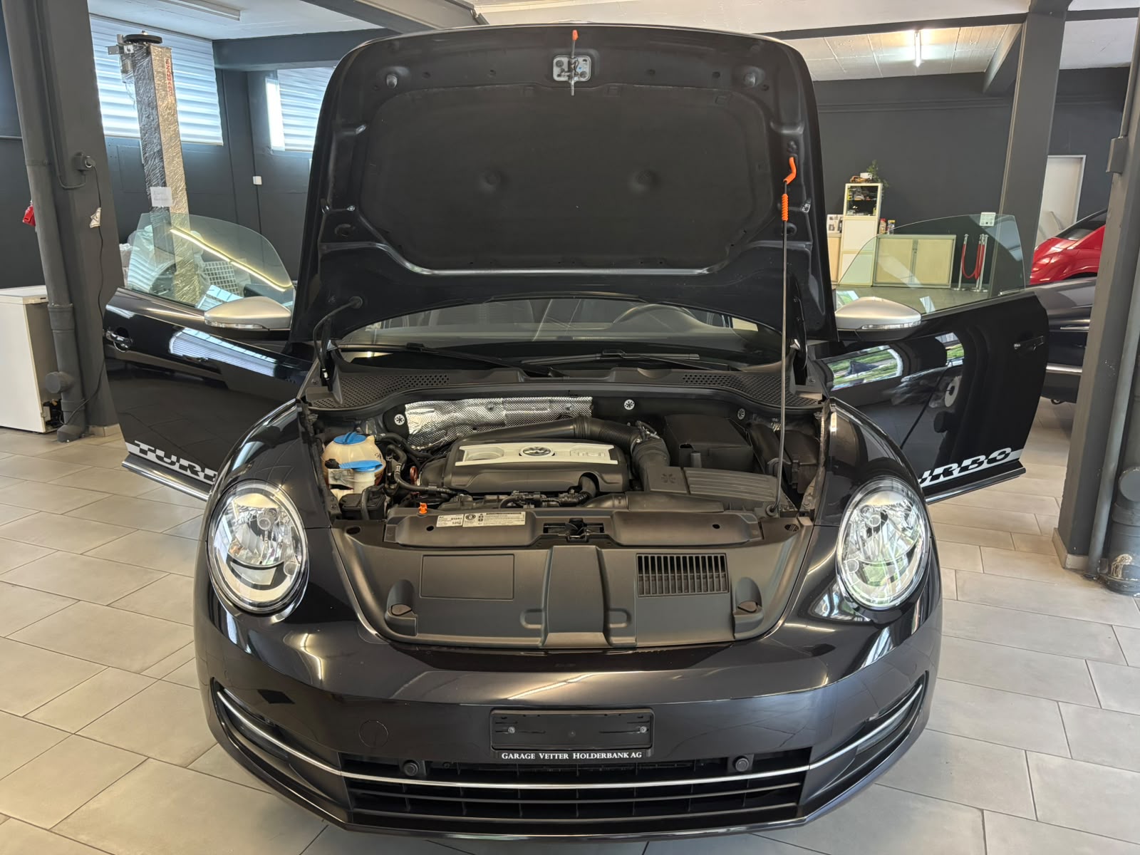 VW Beetle 2.0 TSI Sport DSG-image-4