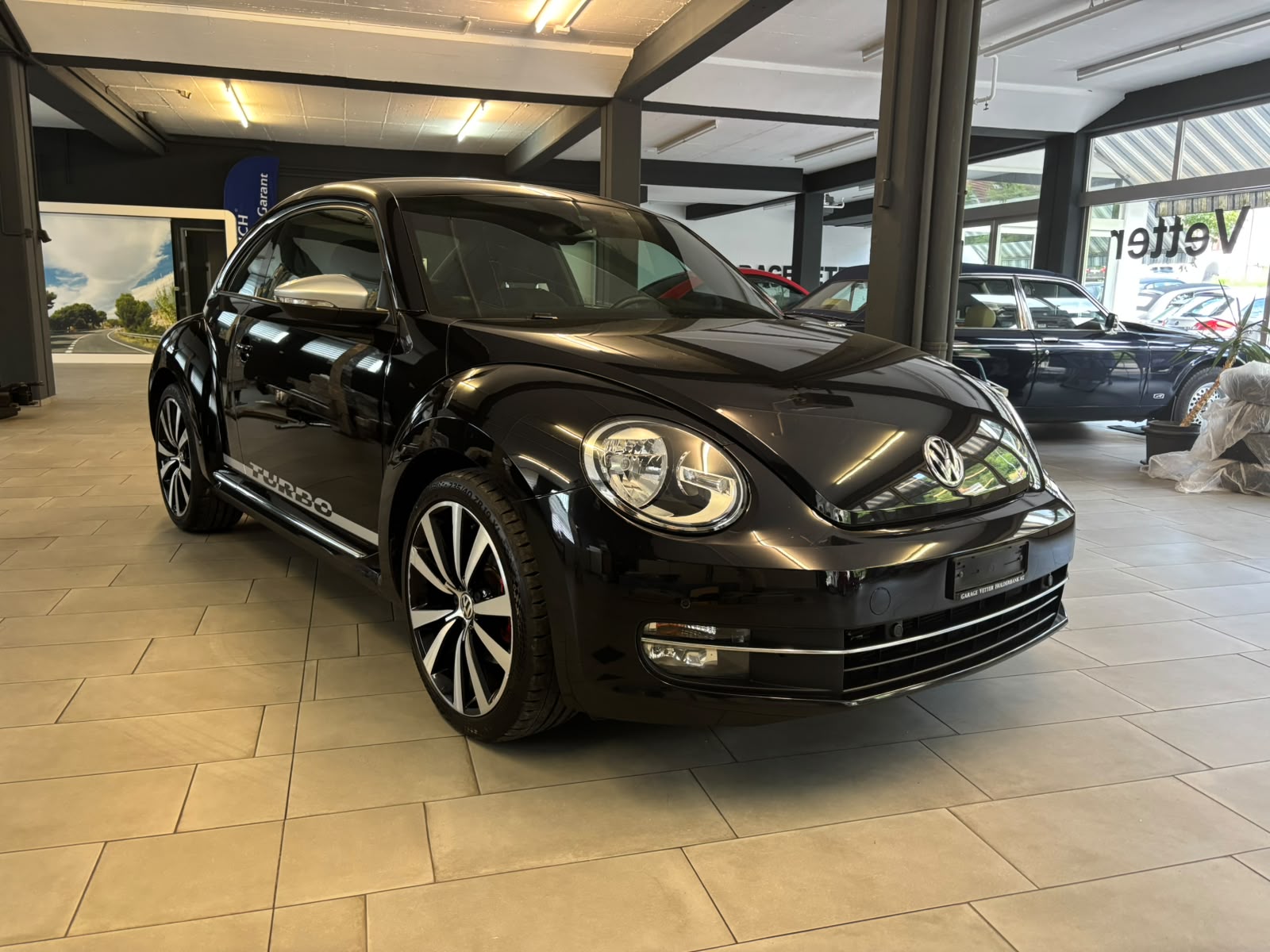 VW Beetle 2.0 TSI Sport DSG-image-1