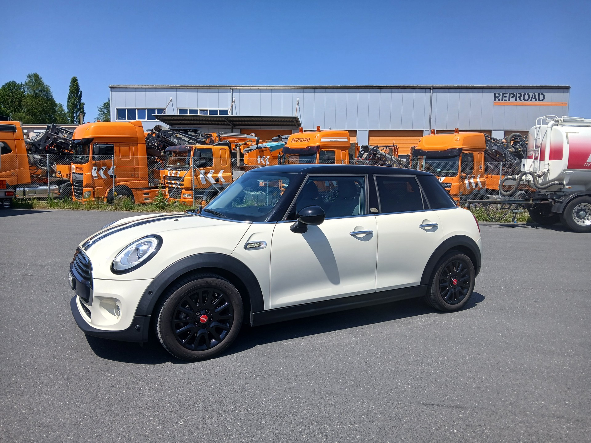 MINI 1.5i Cooper-image-0