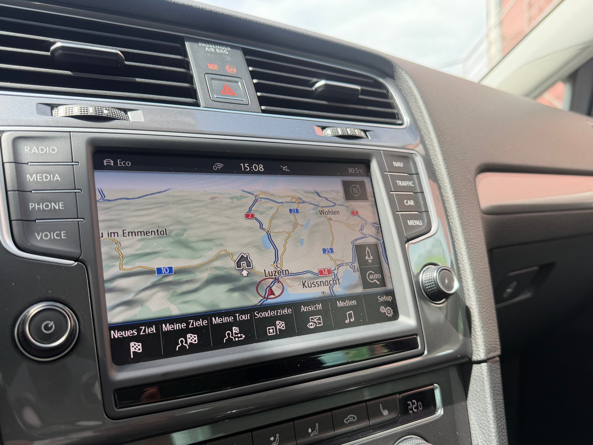 VW e-Golf-image-12