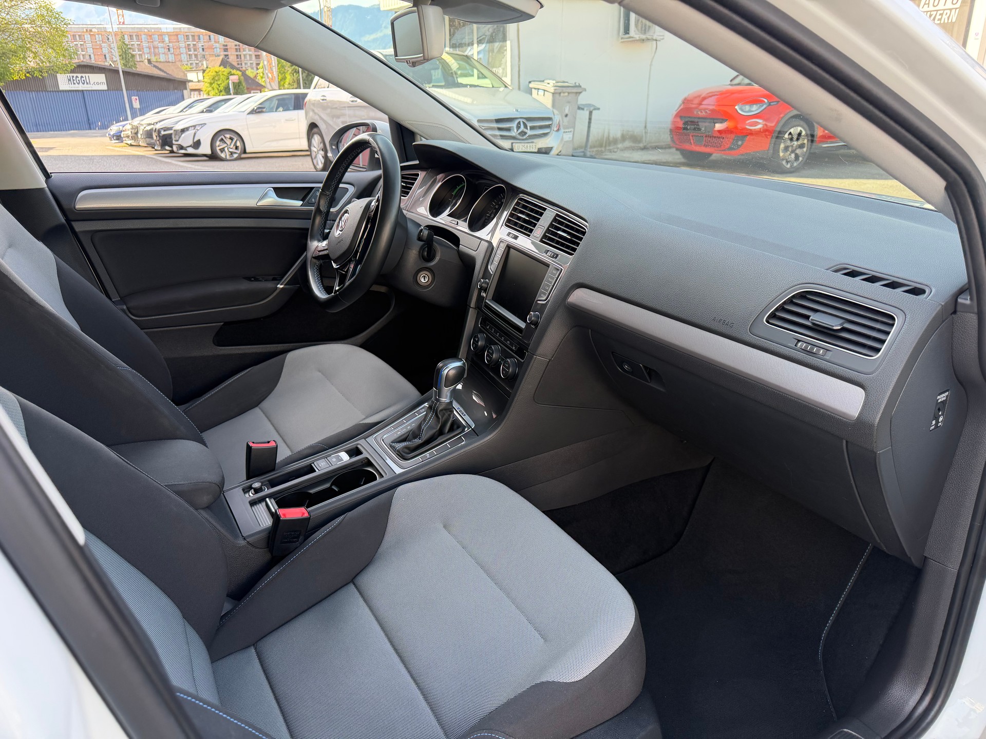 VW e-Golf-image-9