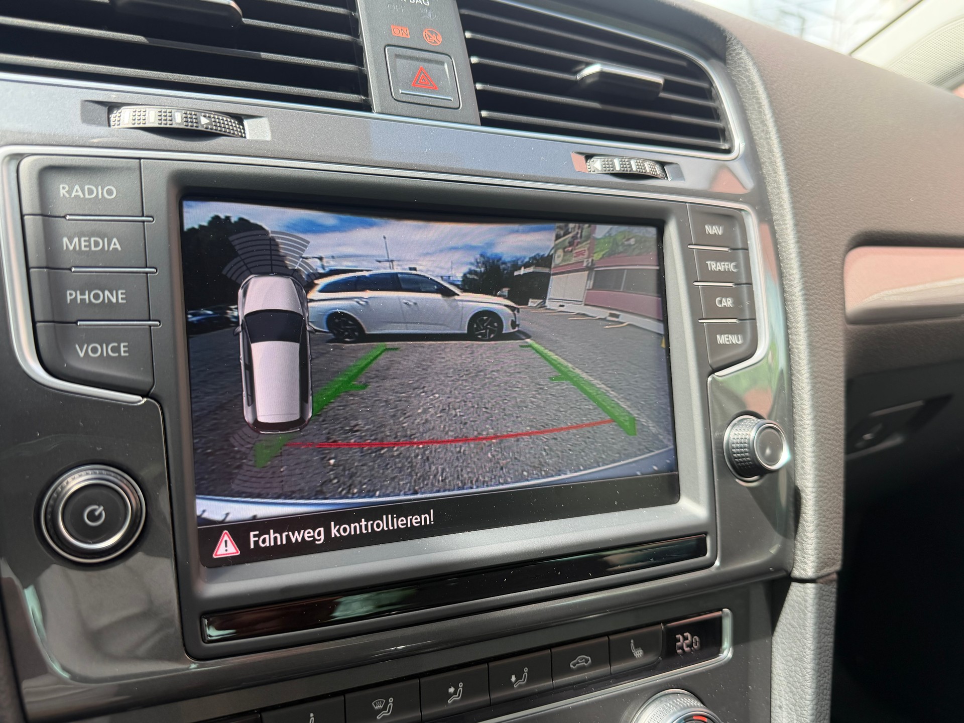 VW e-Golf-image-13