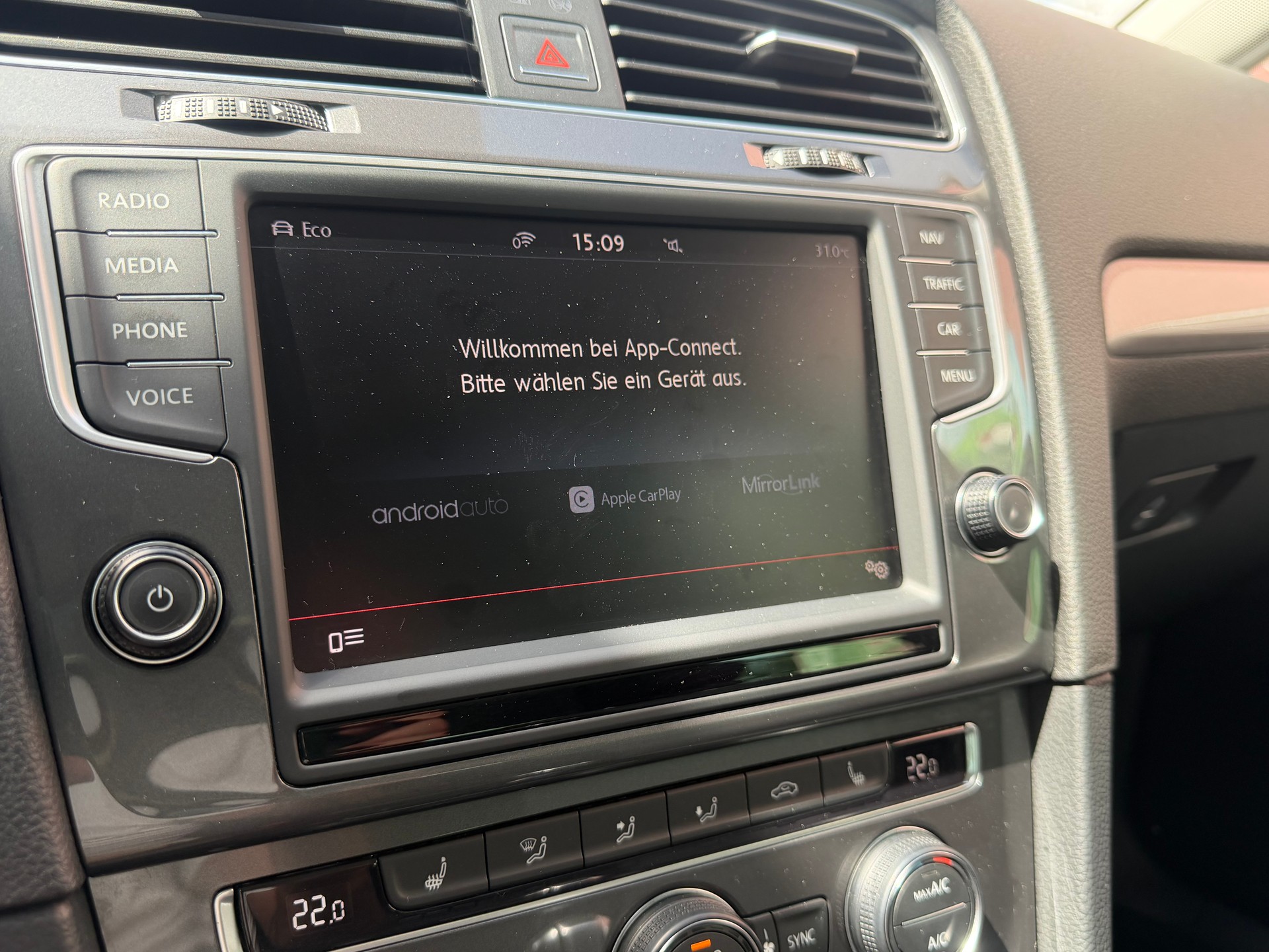VW e-Golf-image-16