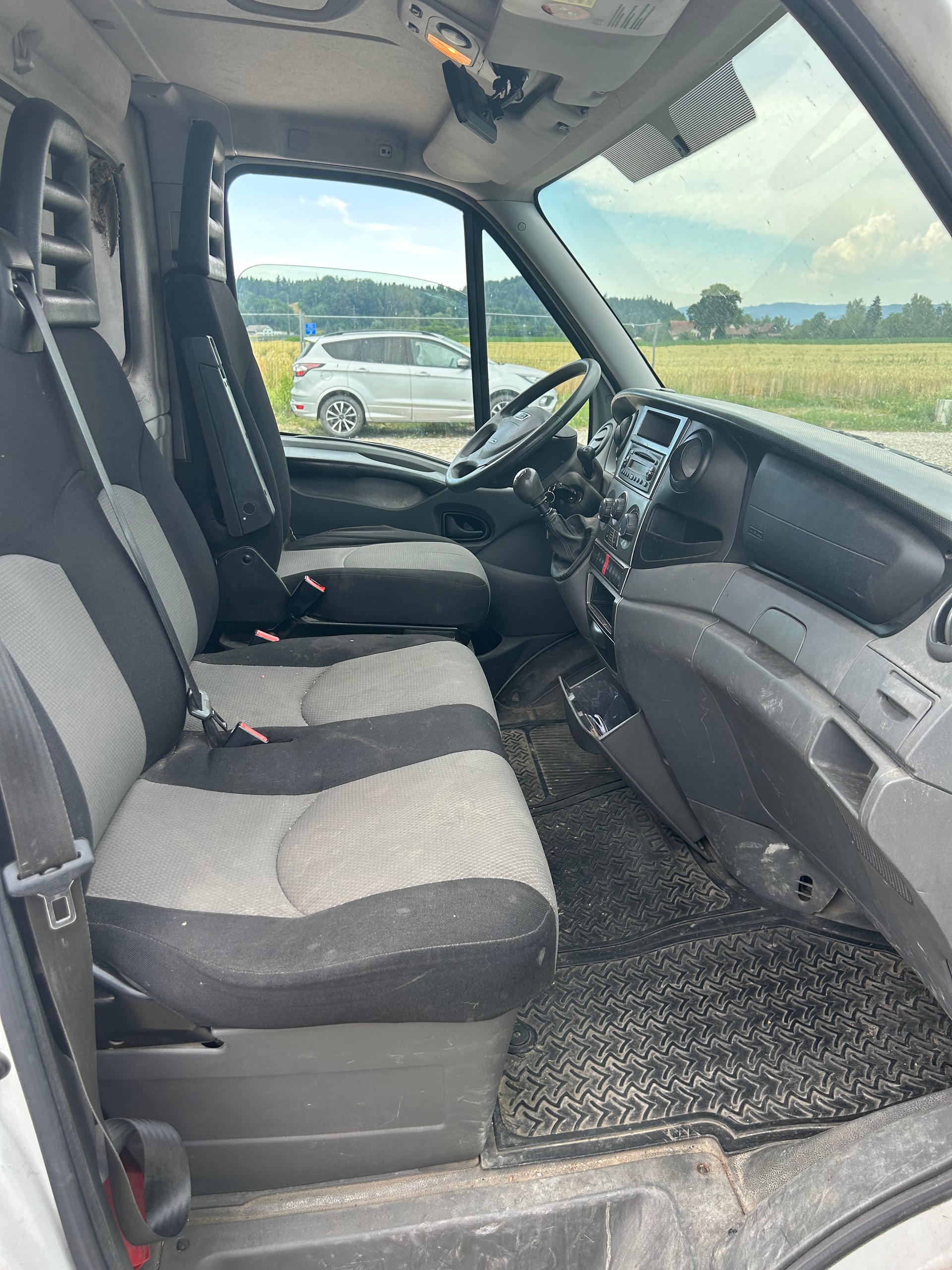 IVECO 35 S 15-image-10
