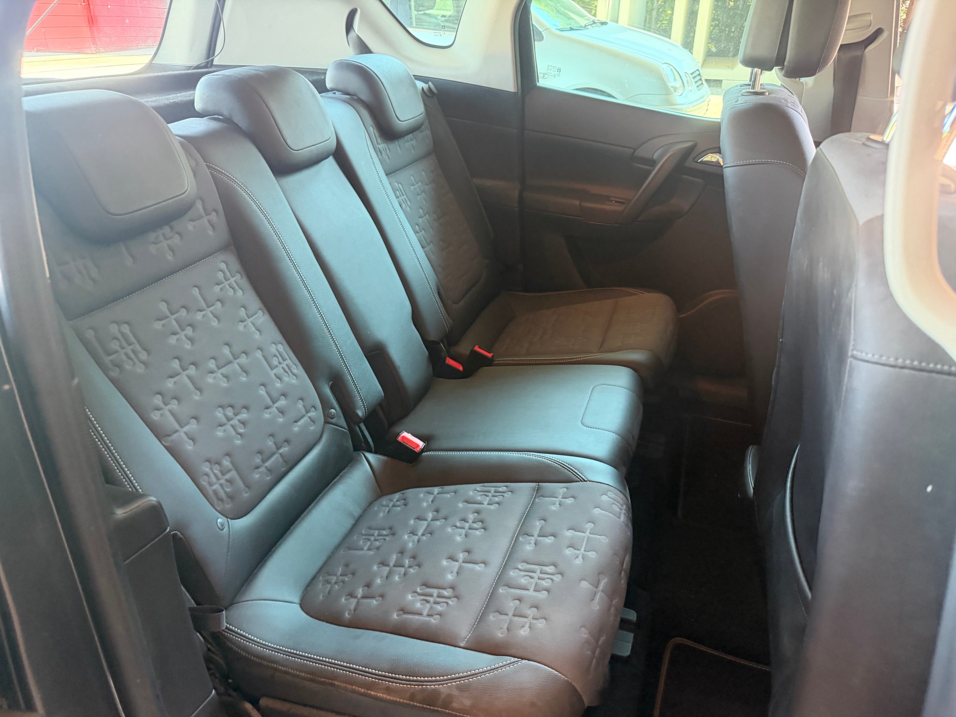 OPEL Meriva 1.4 Turbo Cosmo-image-12