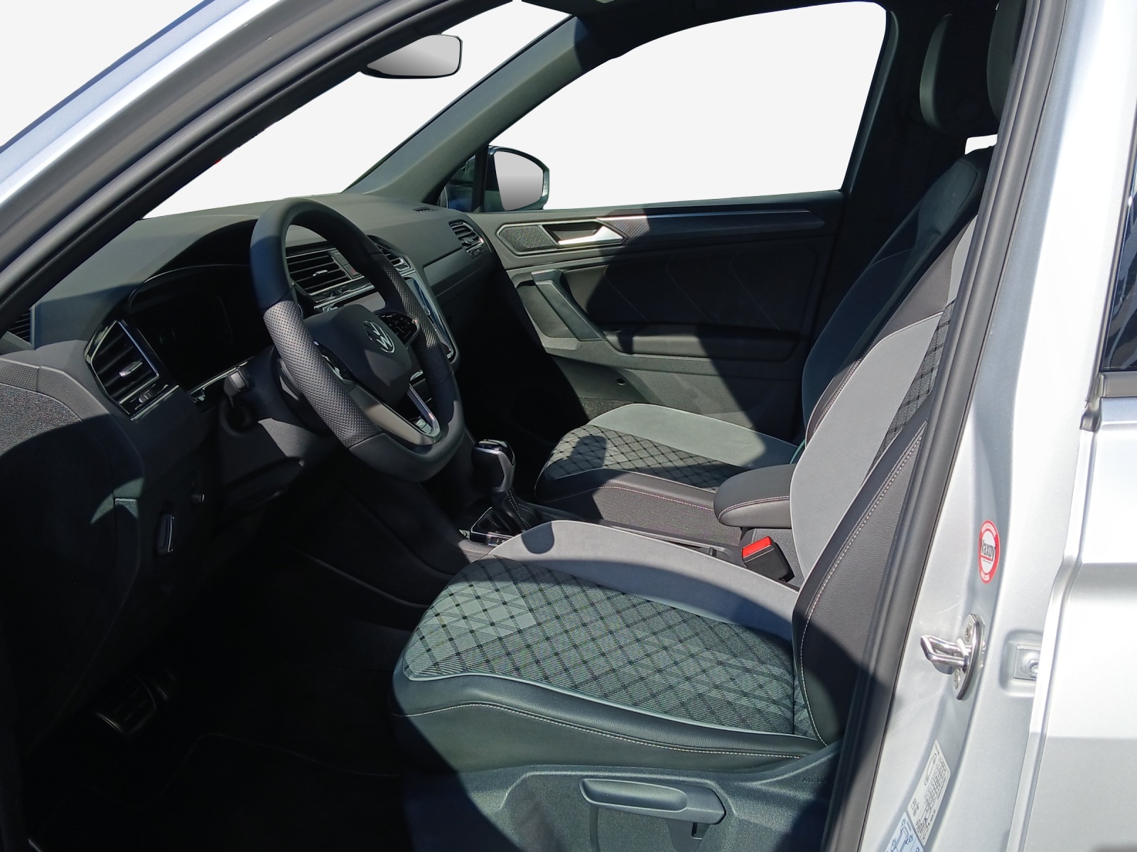 VW Tiguan 2.0TSI R-Line 4Motion DSG-image-7