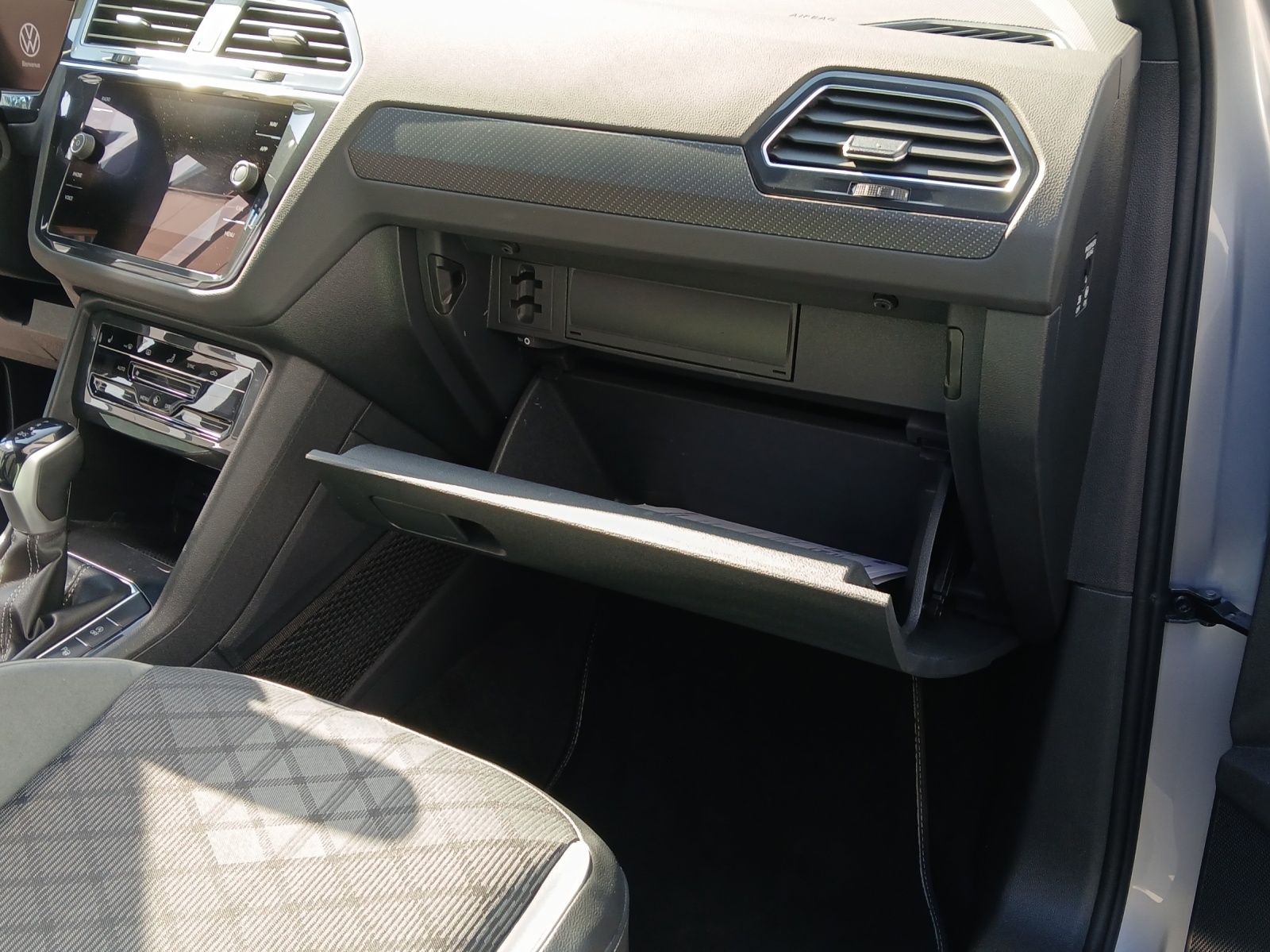 VW Tiguan 2.0TSI R-Line 4Motion DSG-image-15