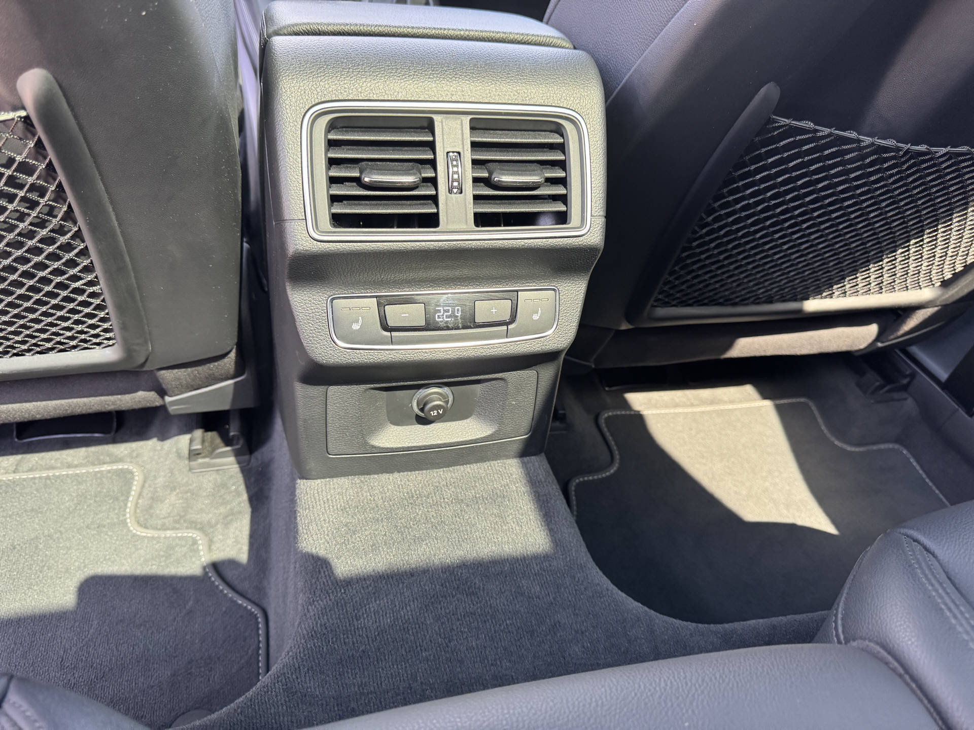 AUDI SQ5 3.0 V6 TDI quattro T-Tronic-image-13