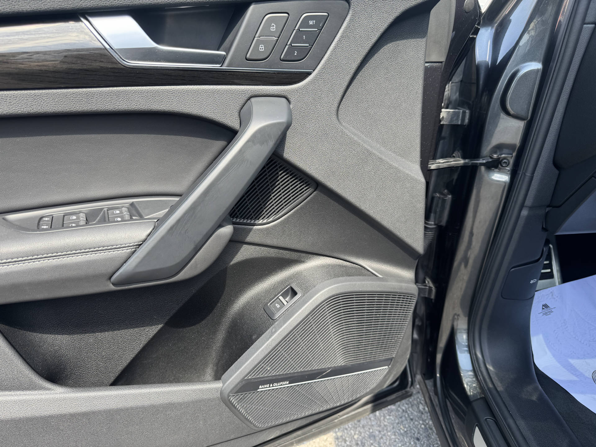 AUDI SQ5 3.0 V6 TDI quattro T-Tronic-image-6