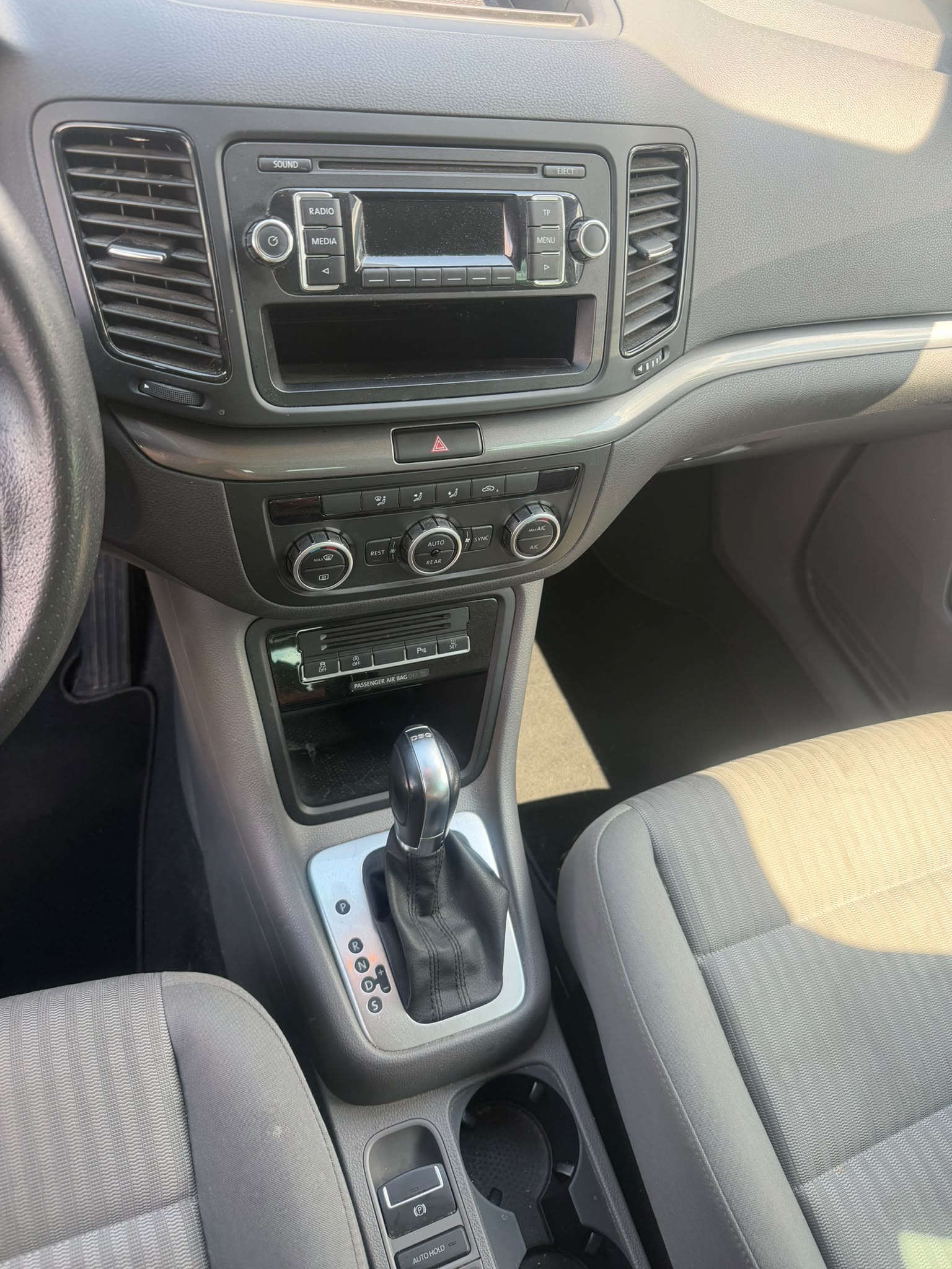 SEAT Alhambra 1.4 TSI Reference Eco DSG-image-5