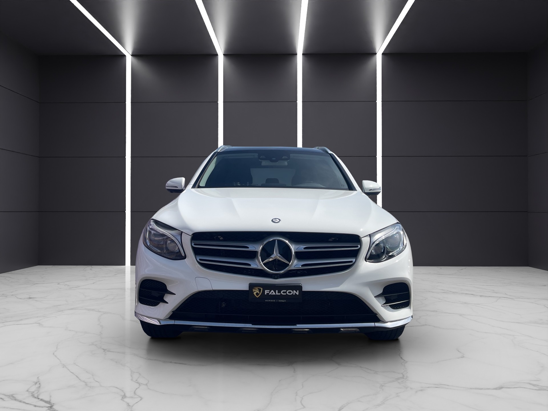MERCEDES-BENZ GLC 350 e AMG Line 4Matic 7G-Tronic-image-2