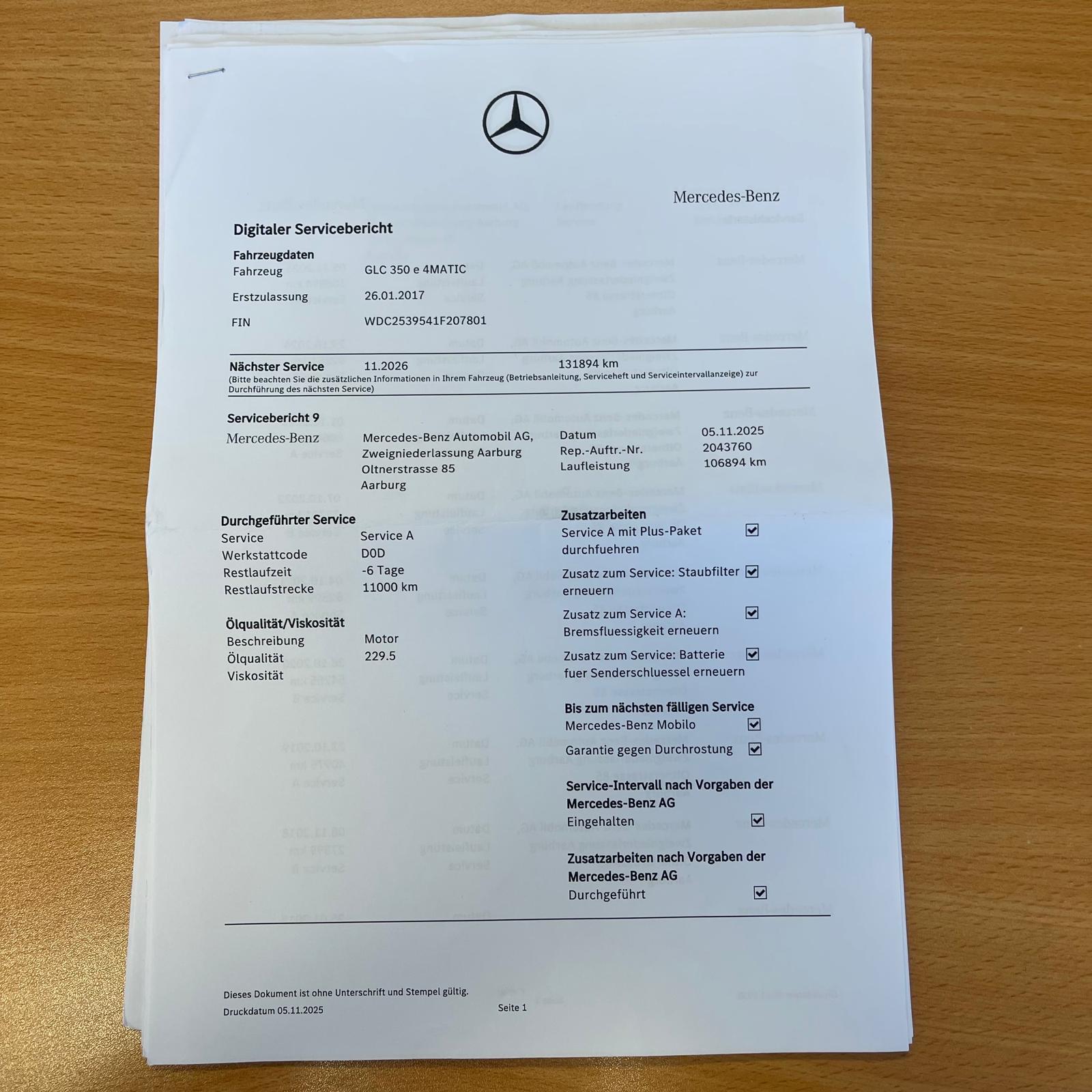 MERCEDES-BENZ GLC 350 e AMG Line 4Matic 7G-Tronic-image-44