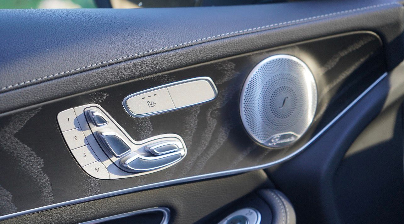 MERCEDES-BENZ GLC 350 e AMG Line 4Matic 7G-Tronic-image-21