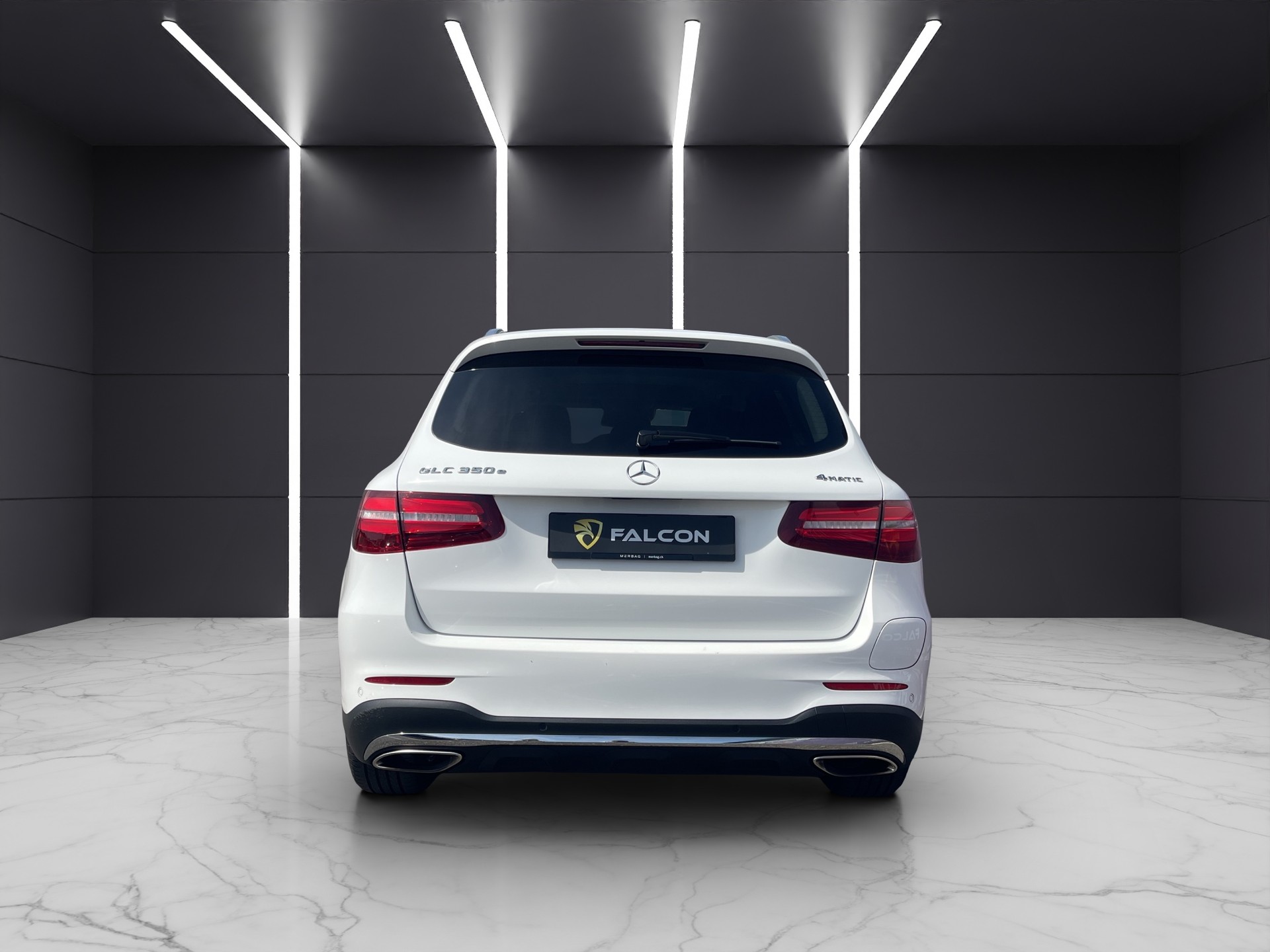 MERCEDES-BENZ GLC 350 e AMG Line 4Matic 7G-Tronic-image-5