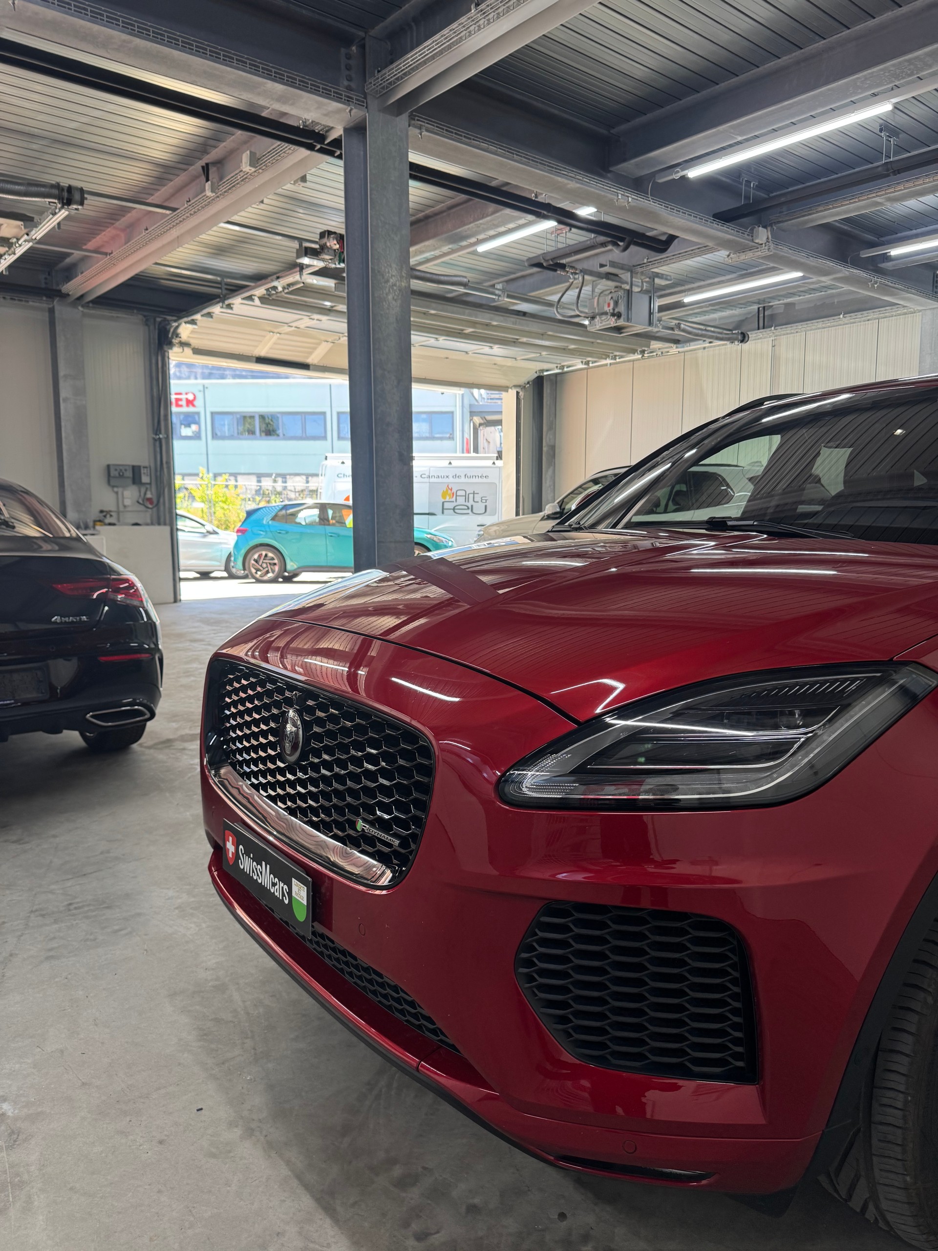 JAGUAR E-Pace 2.0 P300 SE AWD Automatik-image-29