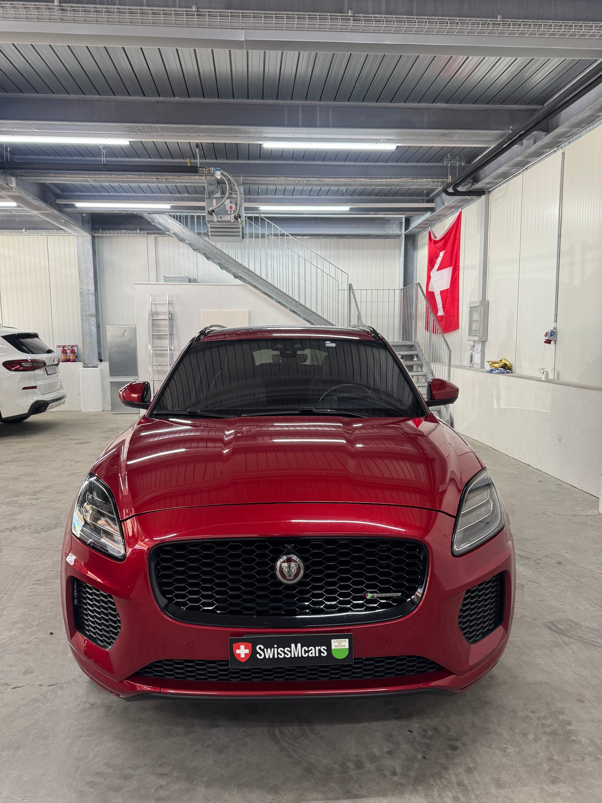 JAGUAR E-Pace 2.0 P300 SE AWD Automatik-image-1