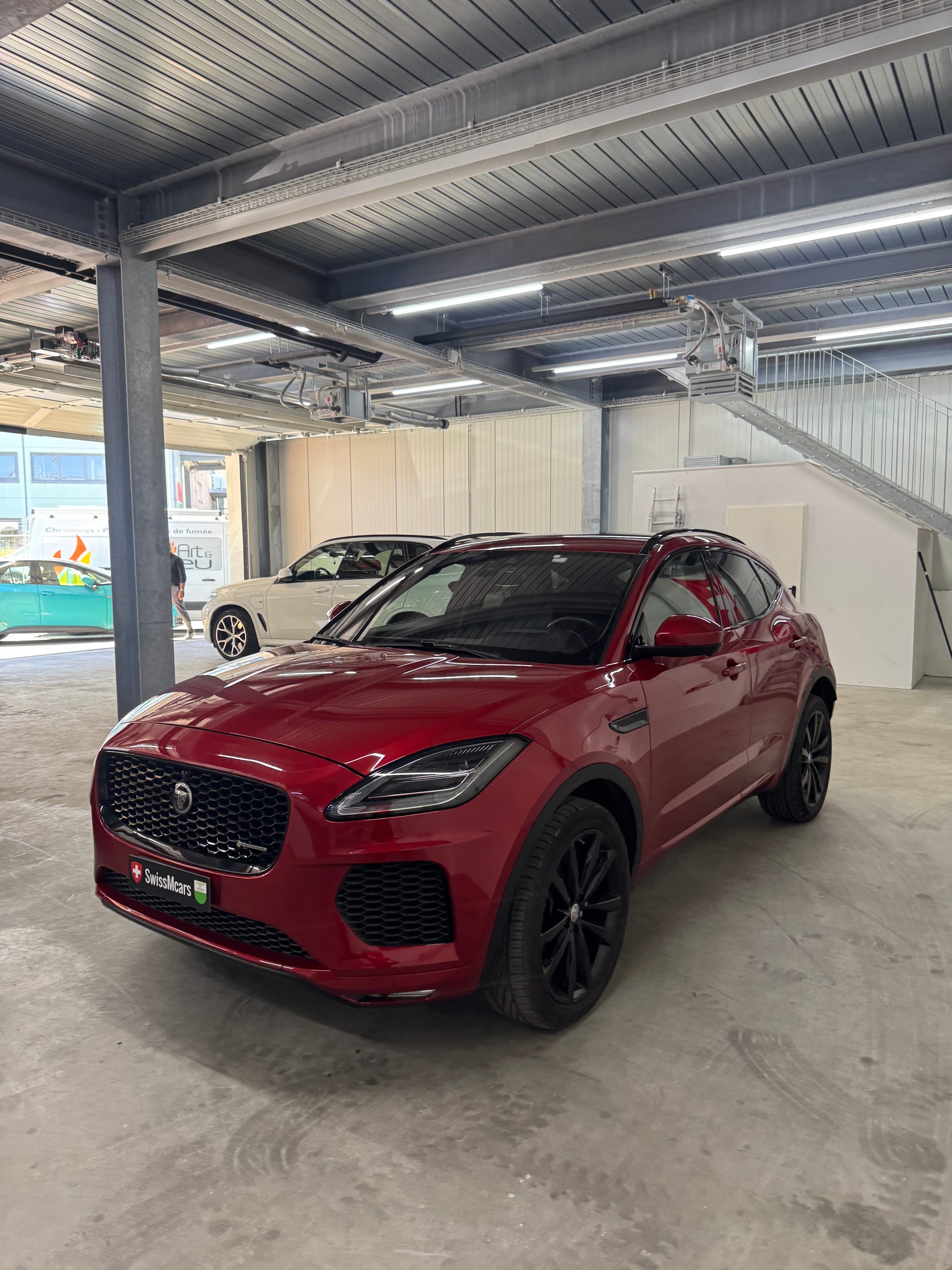JAGUAR E-Pace 2.0 P300 SE AWD Automatik-image-0