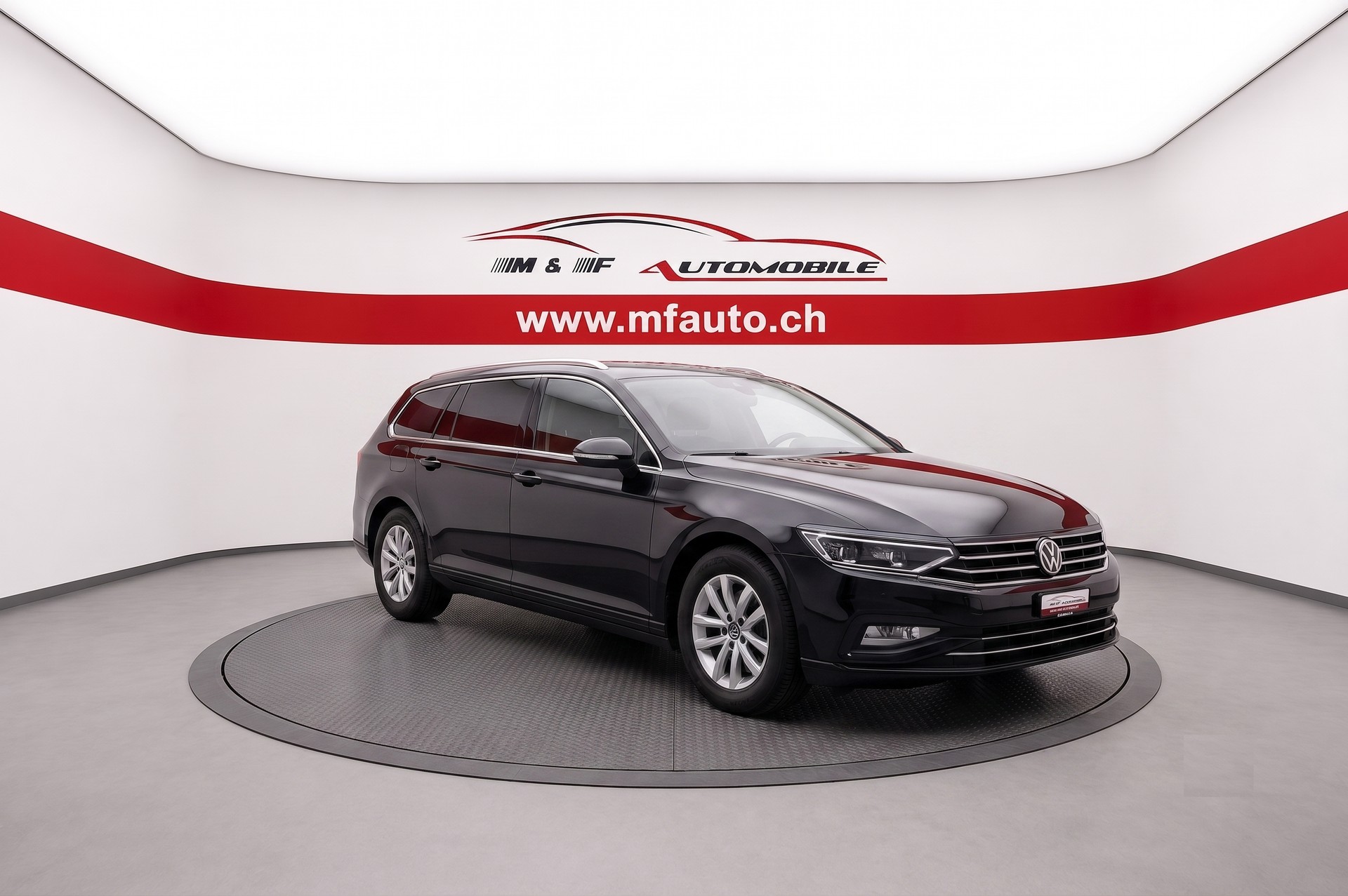 VW Passat Variant 2.0 TDI 150 Business DSG-image-2