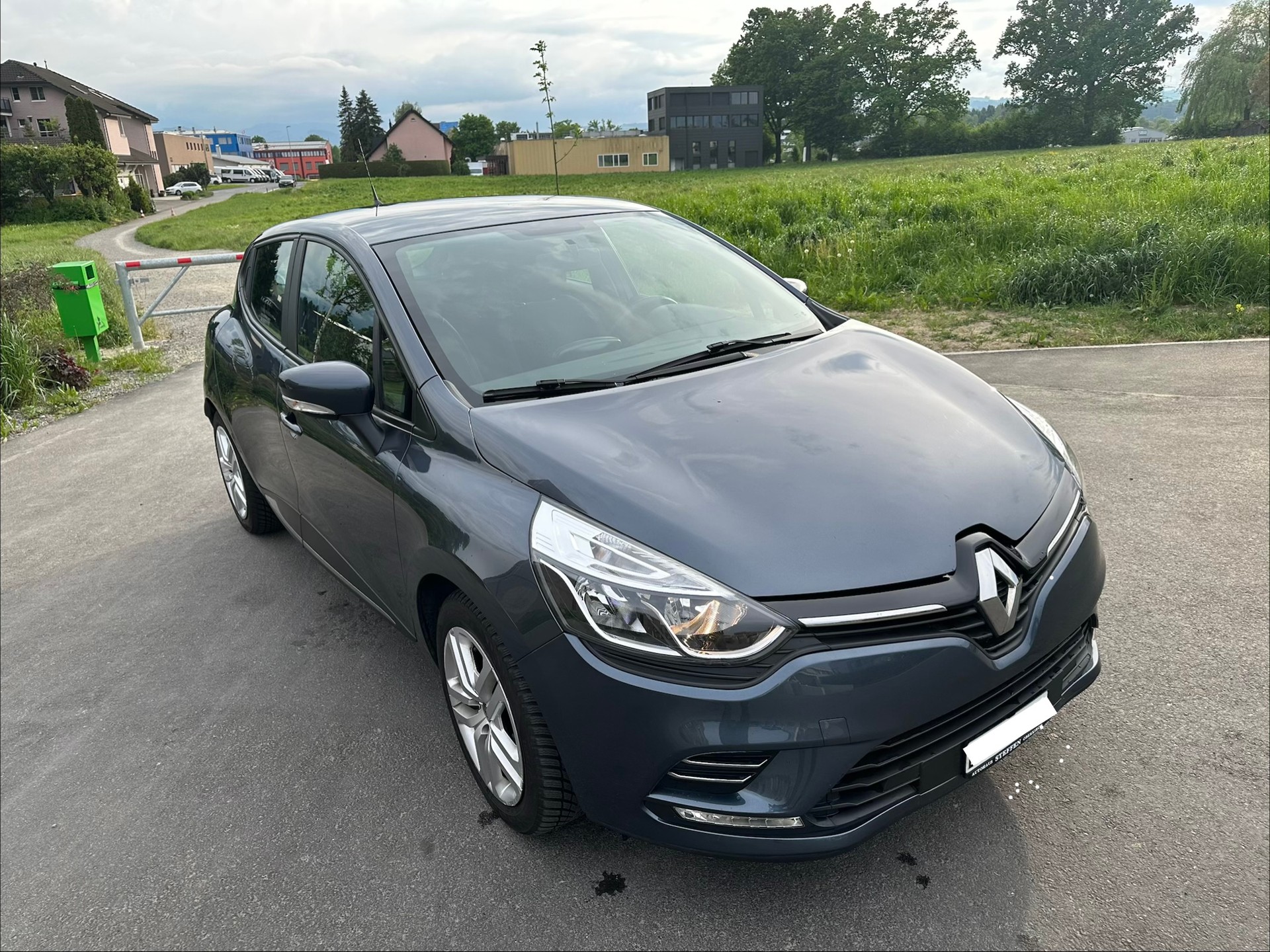 RENAULT 0.9 TCe Zen S/S