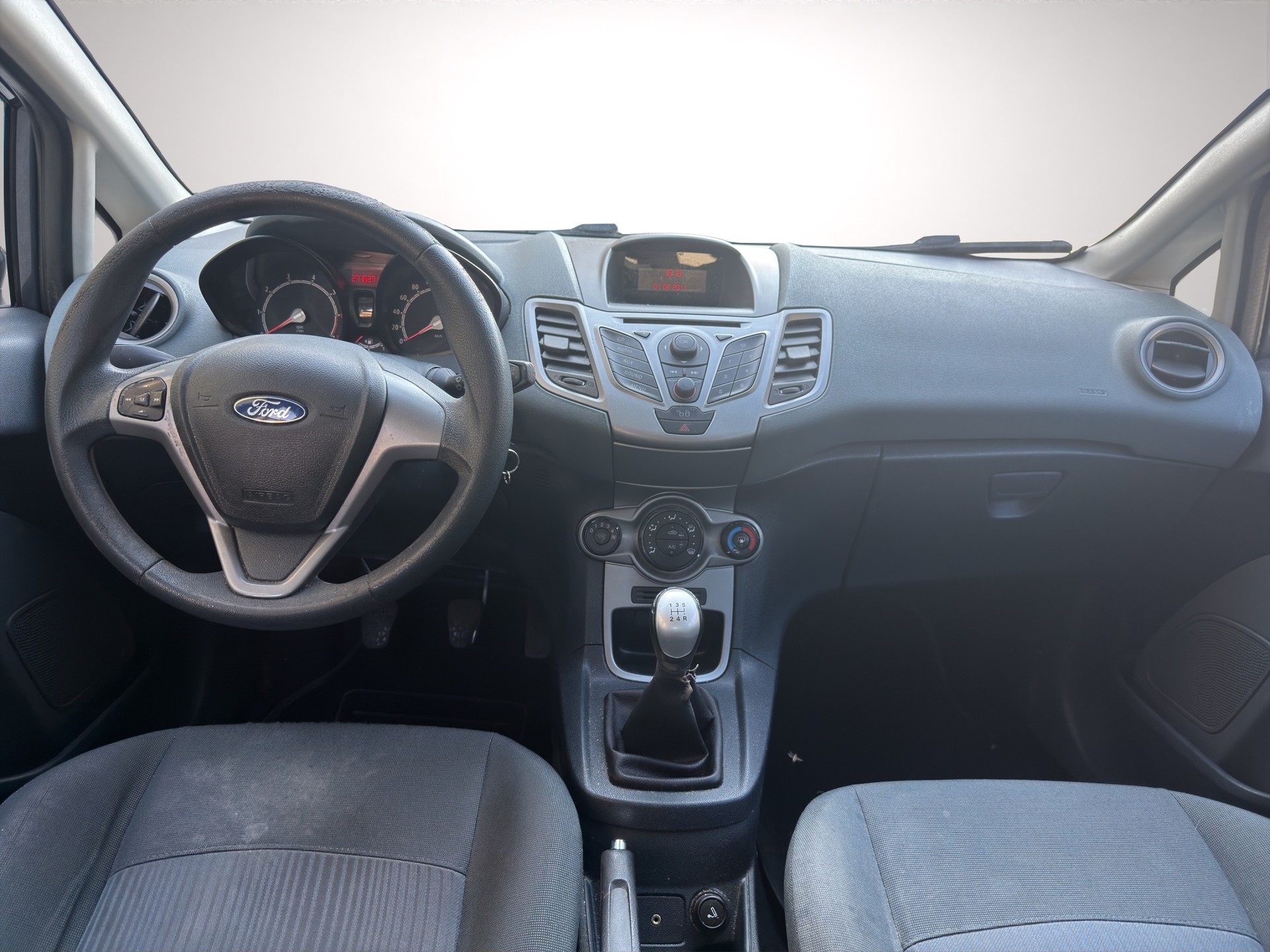 FORD Fiesta 1.25 16V Trend-image-12