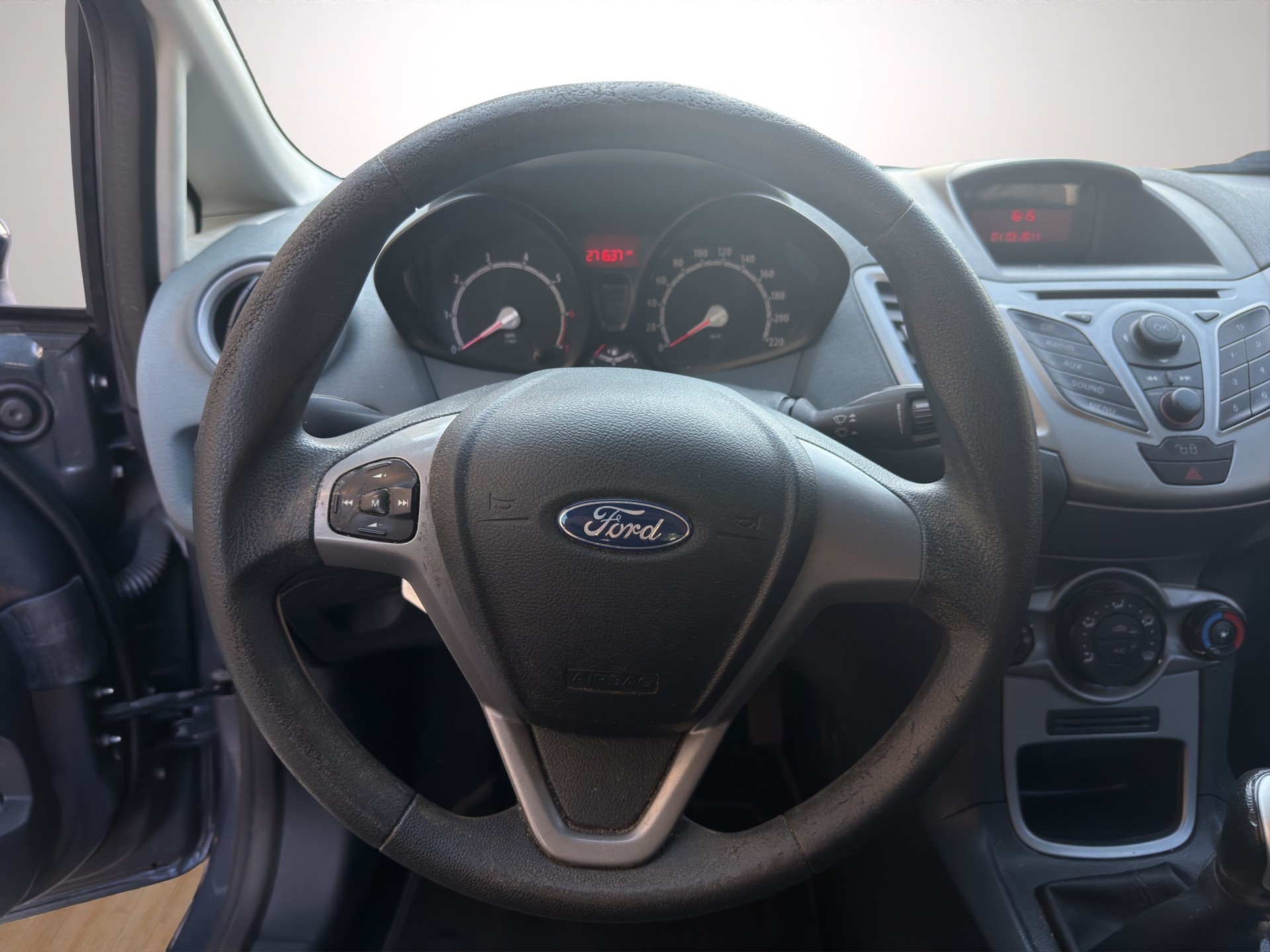 FORD Fiesta 1.25 16V Trend-image-9