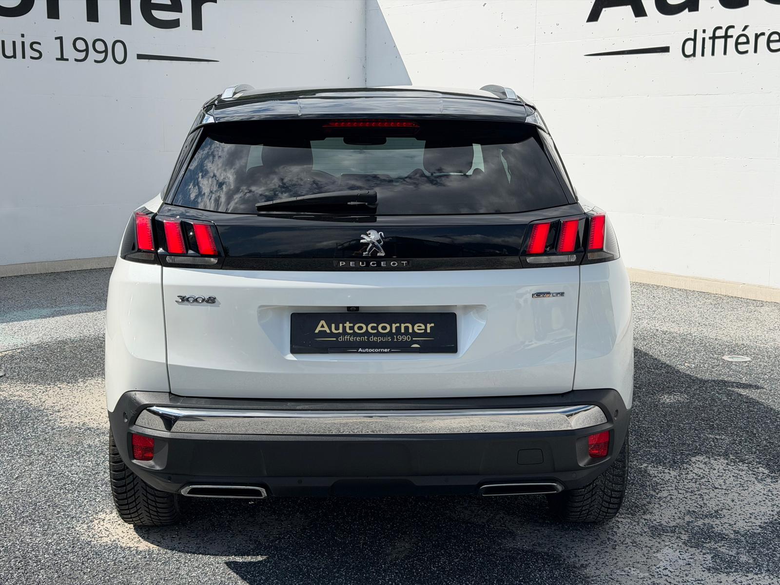 PEUGEOT 3008 1.2 PureTech GT Line EAT-image-5