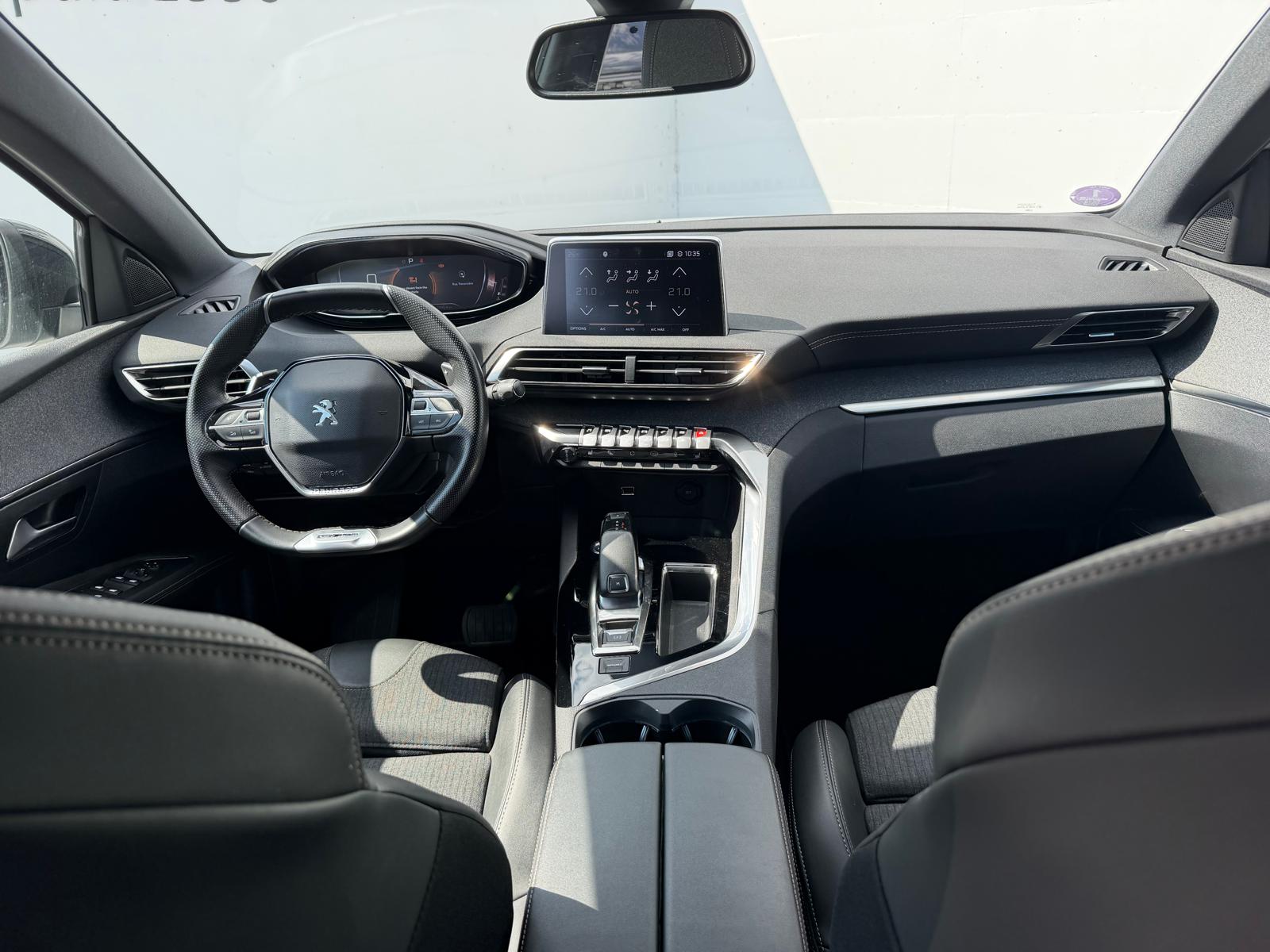 PEUGEOT 3008 1.2 PureTech GT Line EAT-image-9