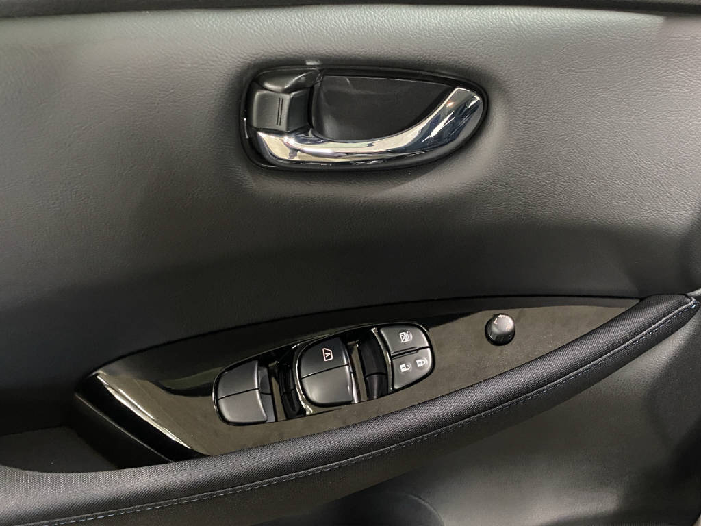 NISSAN Leaf Acenta-image-11