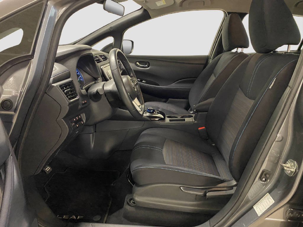 NISSAN Leaf Acenta-image-5