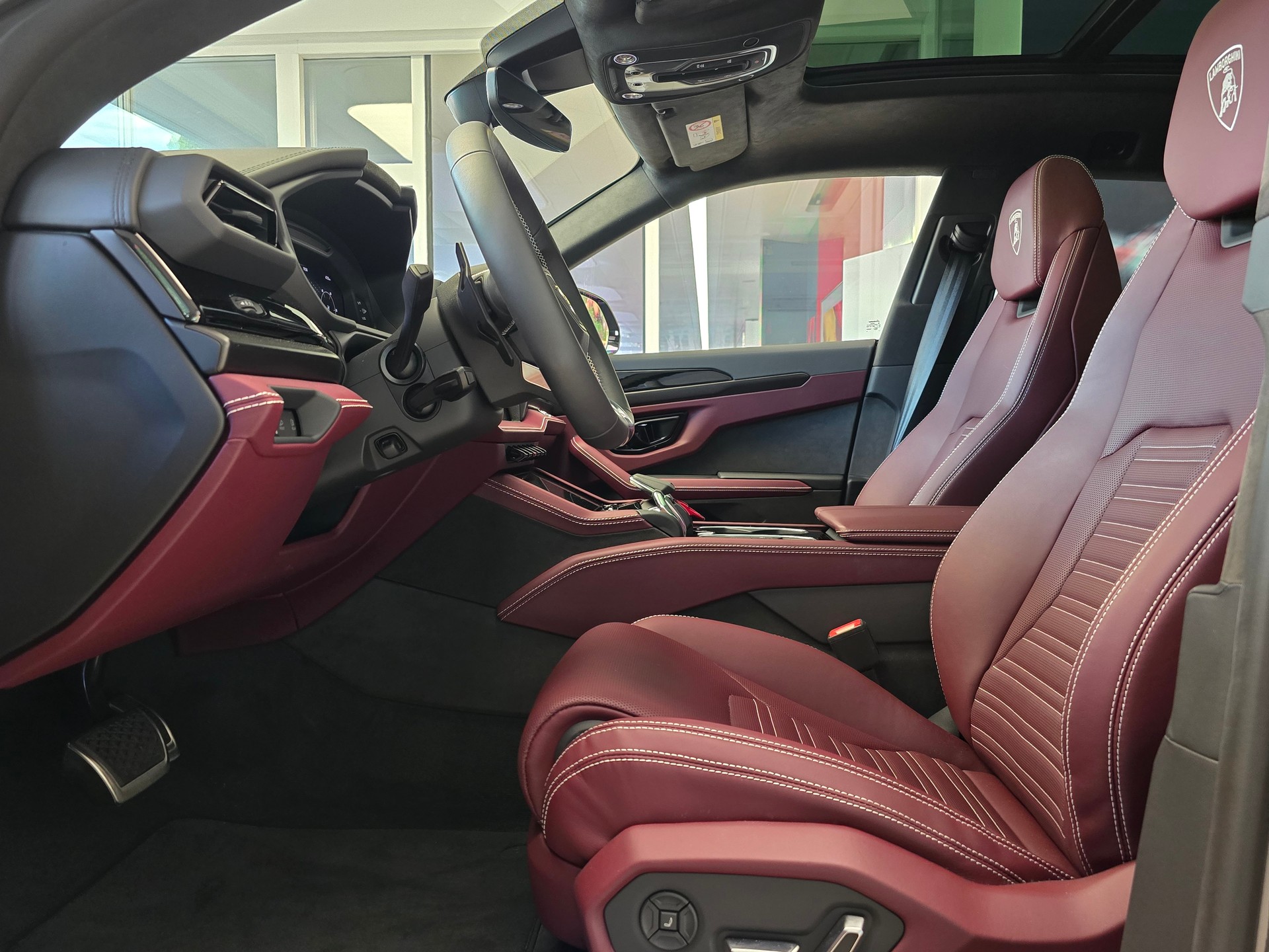 LAMBORGHINI Urus SE-image-8