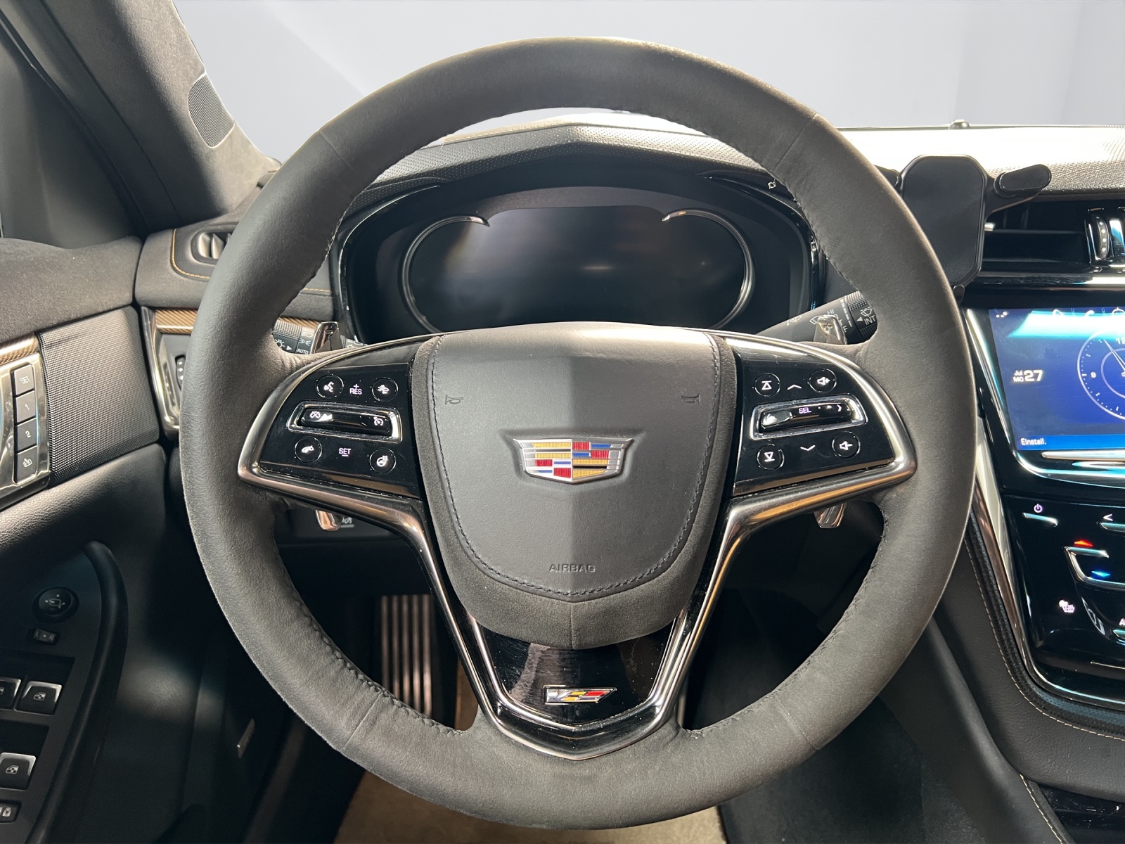 CADILLAC CTS-V Sedan 6.2 Supercharged Automatic-image-10