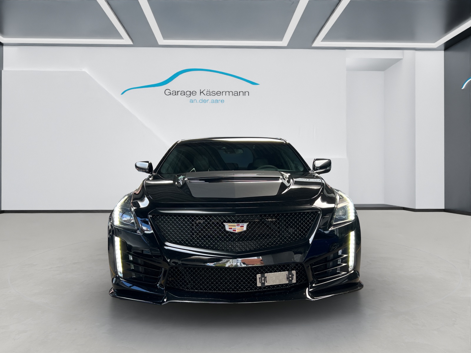CADILLAC CTS-V Sedan 6.2 Supercharged Automatic-image-1
