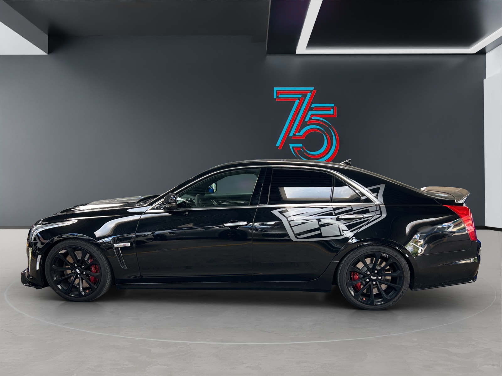 CADILLAC CTS-V Sedan 6.2 Supercharged Automatic-image-7