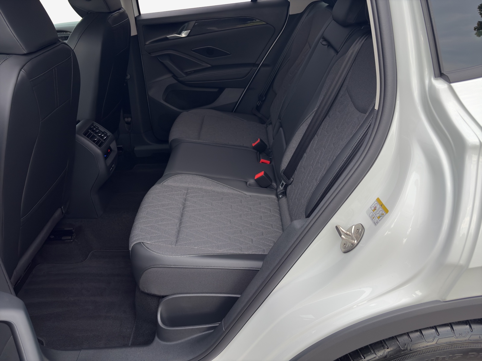 VW Tiguan 1.5 TSI evo2 mHEV Life DSG-image-11