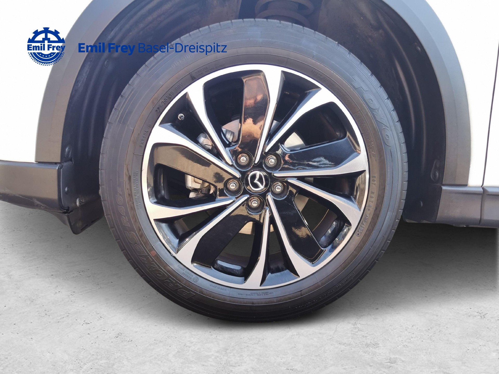 MAZDA CX-5 2.5 Revolution AWD-image-9