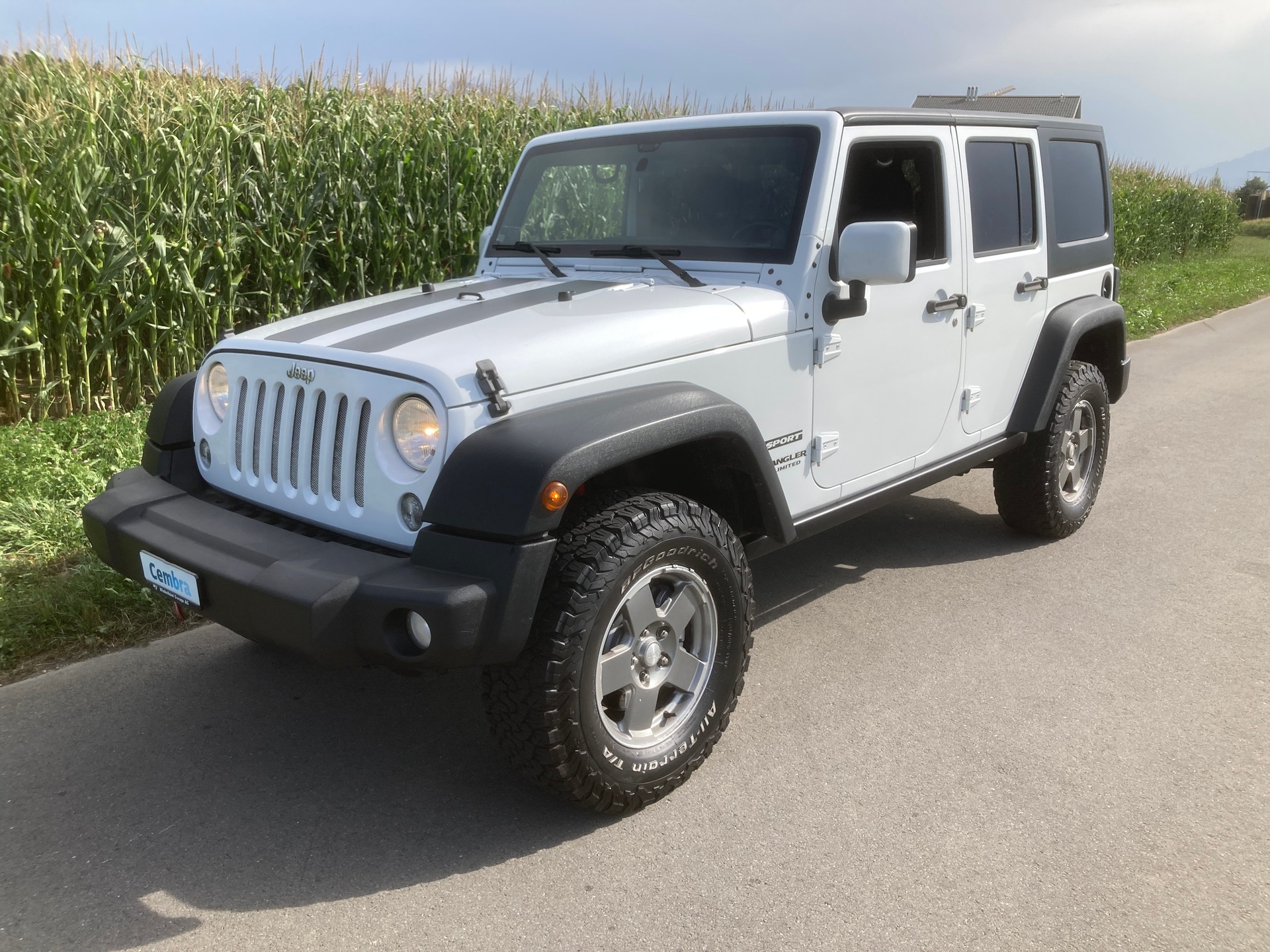 JEEP Wrangler 2.8CRD Unlimited Sport Automatic softtop-image-0