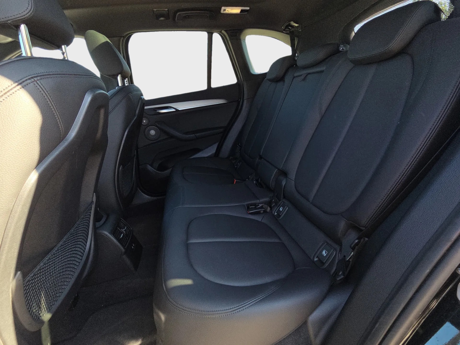 BMW X1 xDrive 25e M Sport Steptronic-image-12