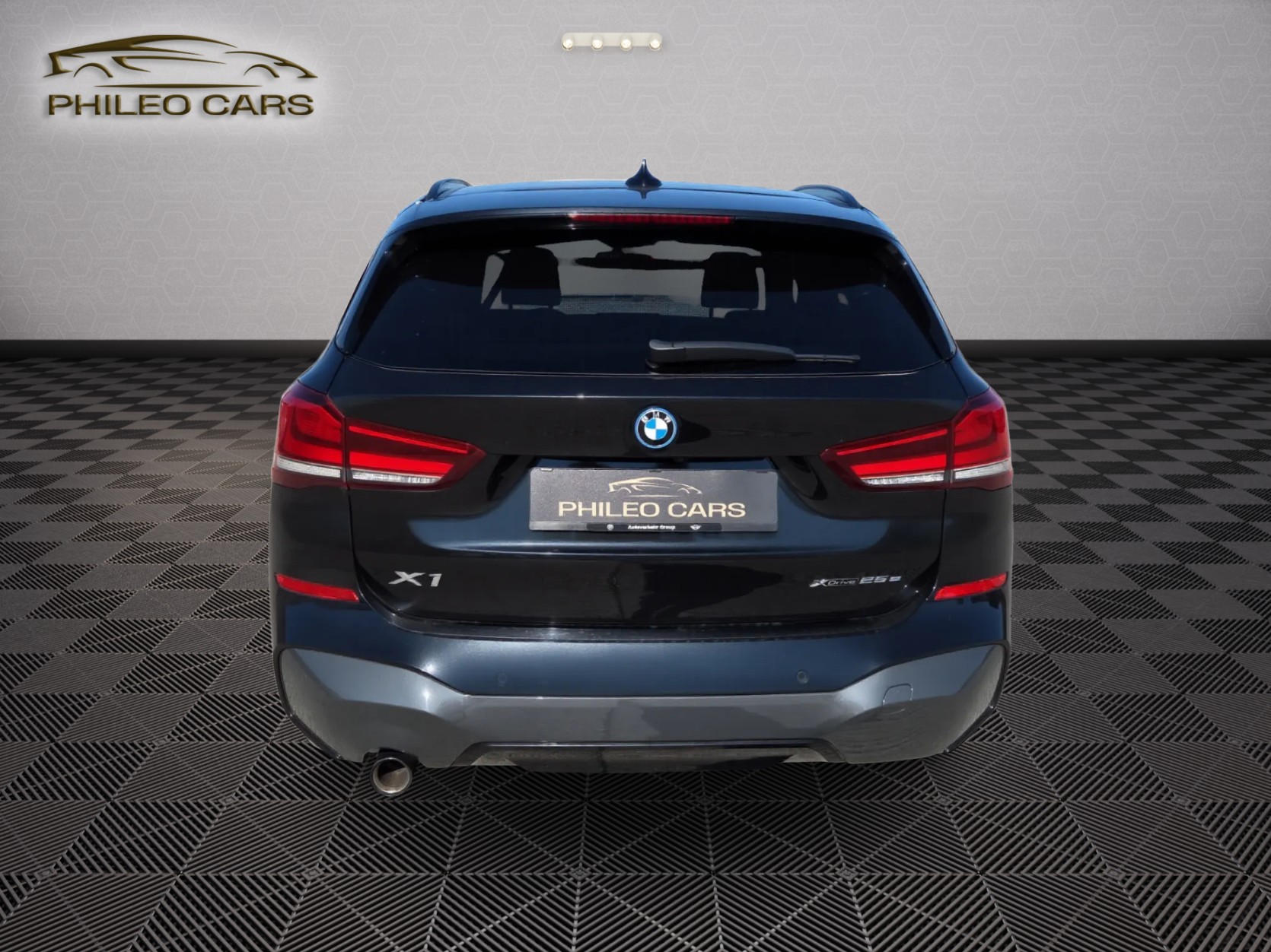 BMW X1 xDrive 25e M Sport Steptronic-image-6