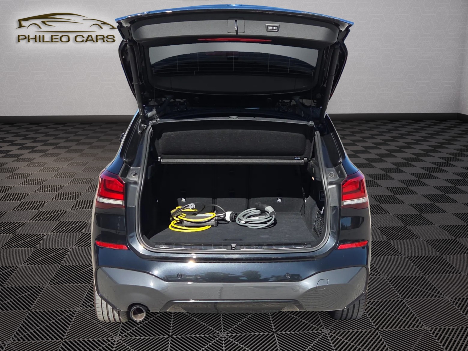 BMW X1 xDrive 25e M Sport Steptronic-image-7