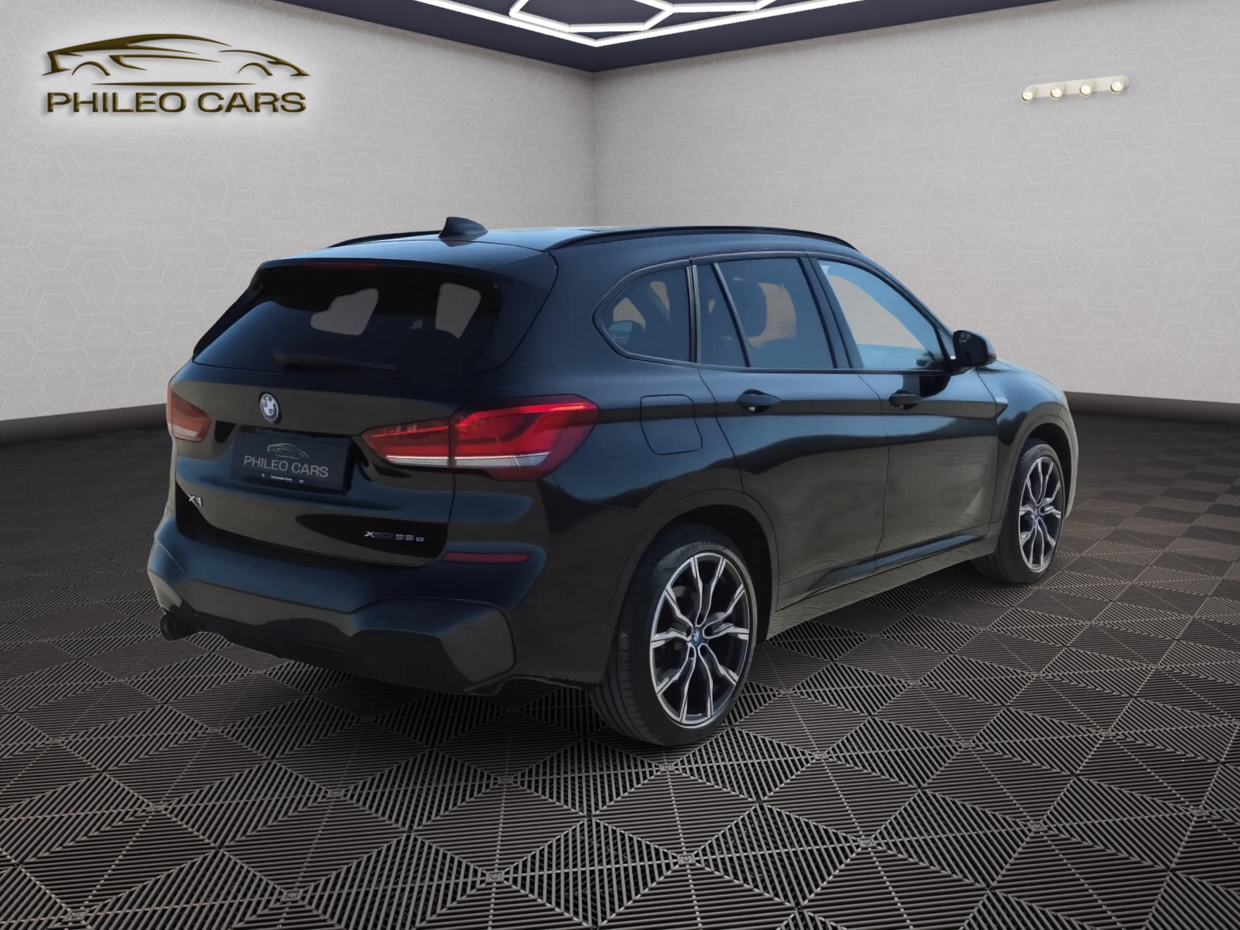 BMW X1 xDrive 25e M Sport Steptronic-image-4