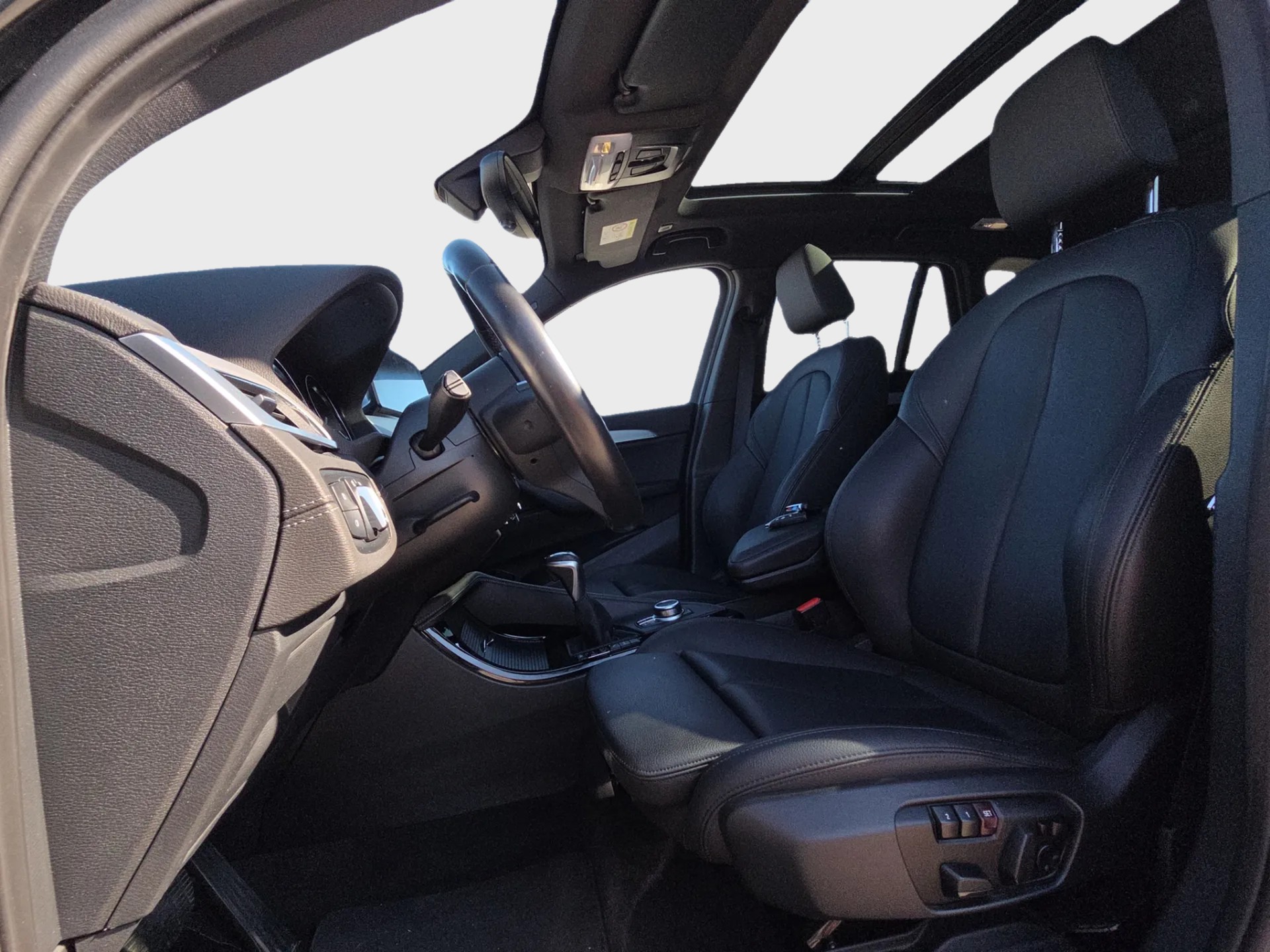 BMW X1 xDrive 25e M Sport Steptronic-image-11