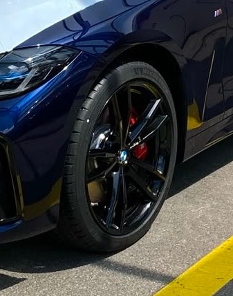 BMW M440i xDrive-image-5
