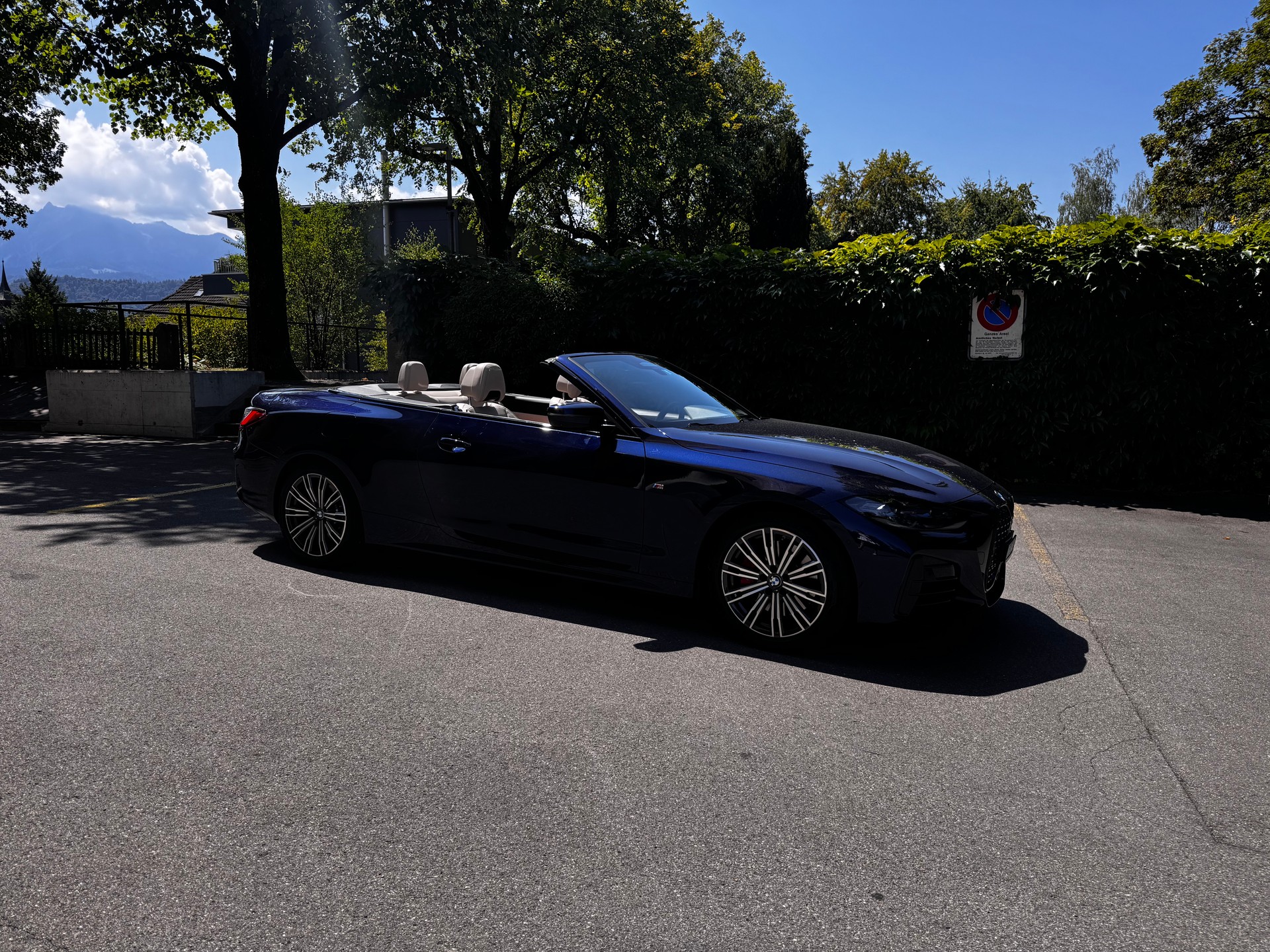 BMW M440i xDrive-image-2