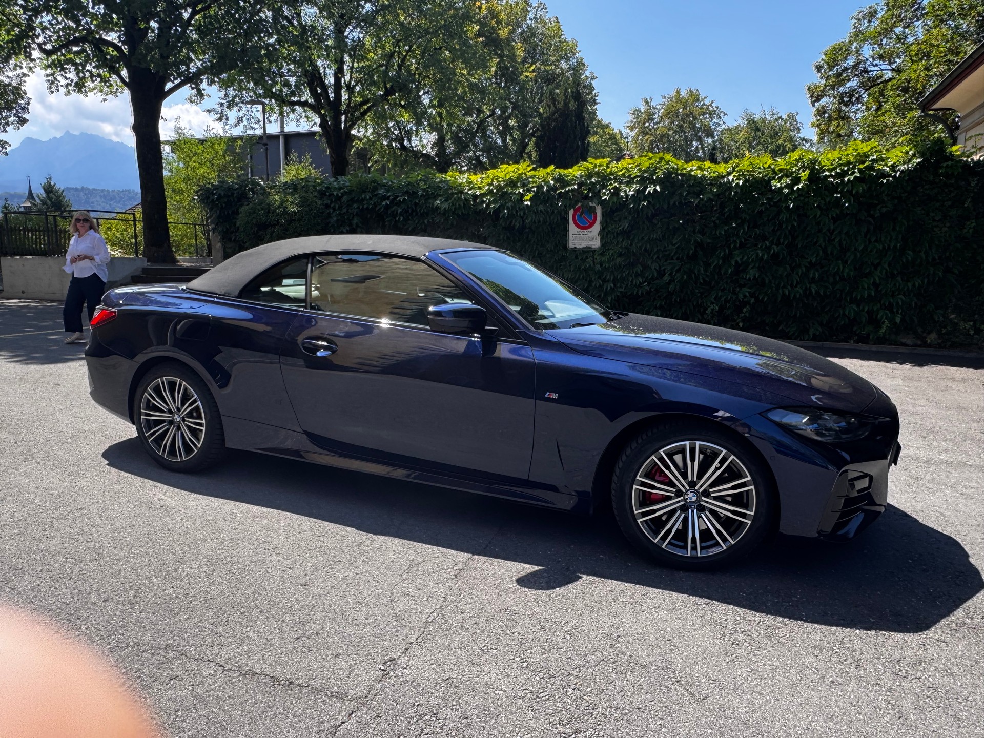 BMW M440i xDrive-image-4